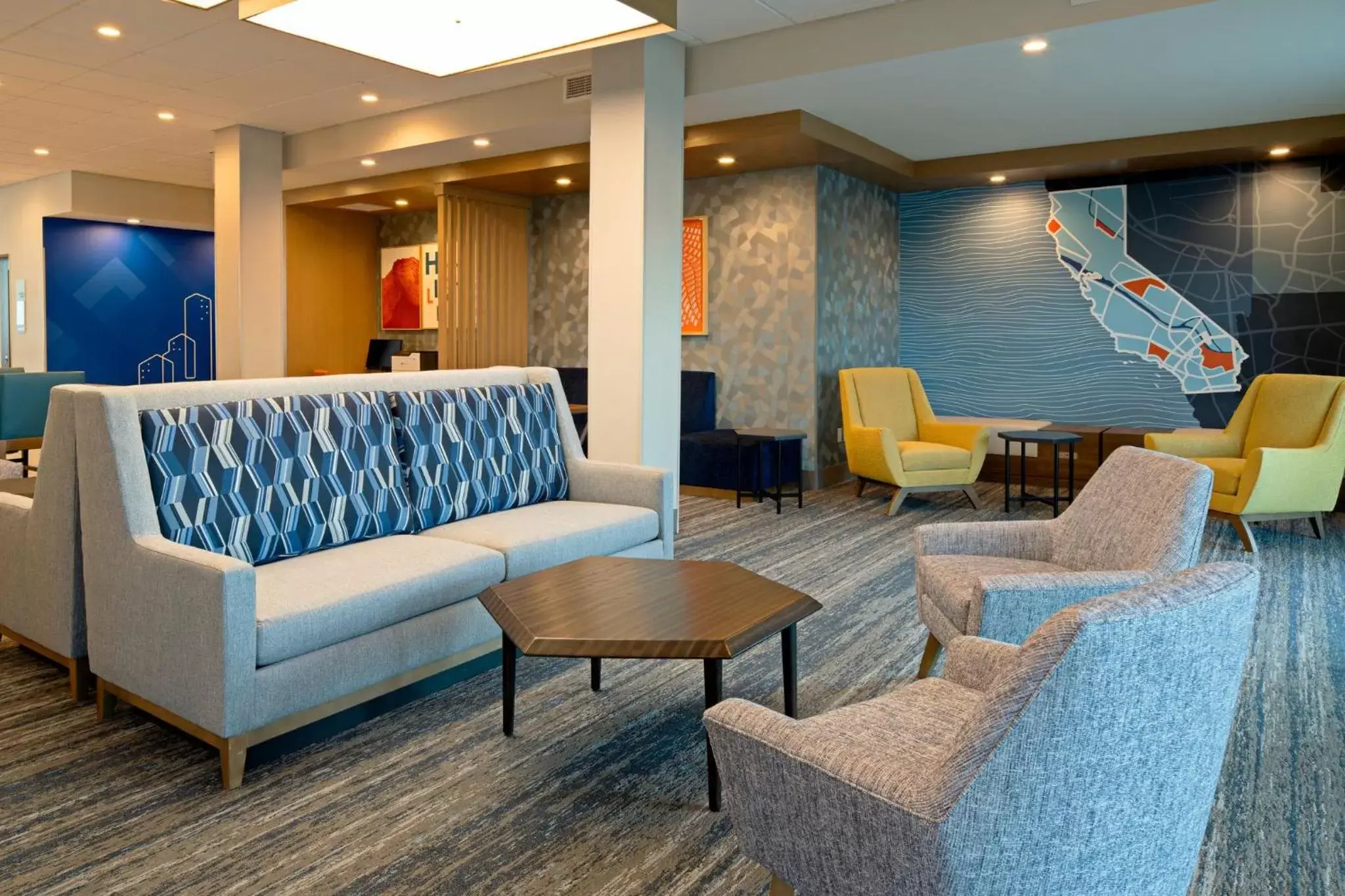 Property building, Seating Area in Holiday Inn Express & Suites - Hollister, an IHG Hotel