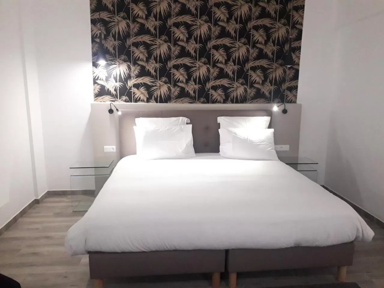 Bed in Hotel L'Adresse Dakar