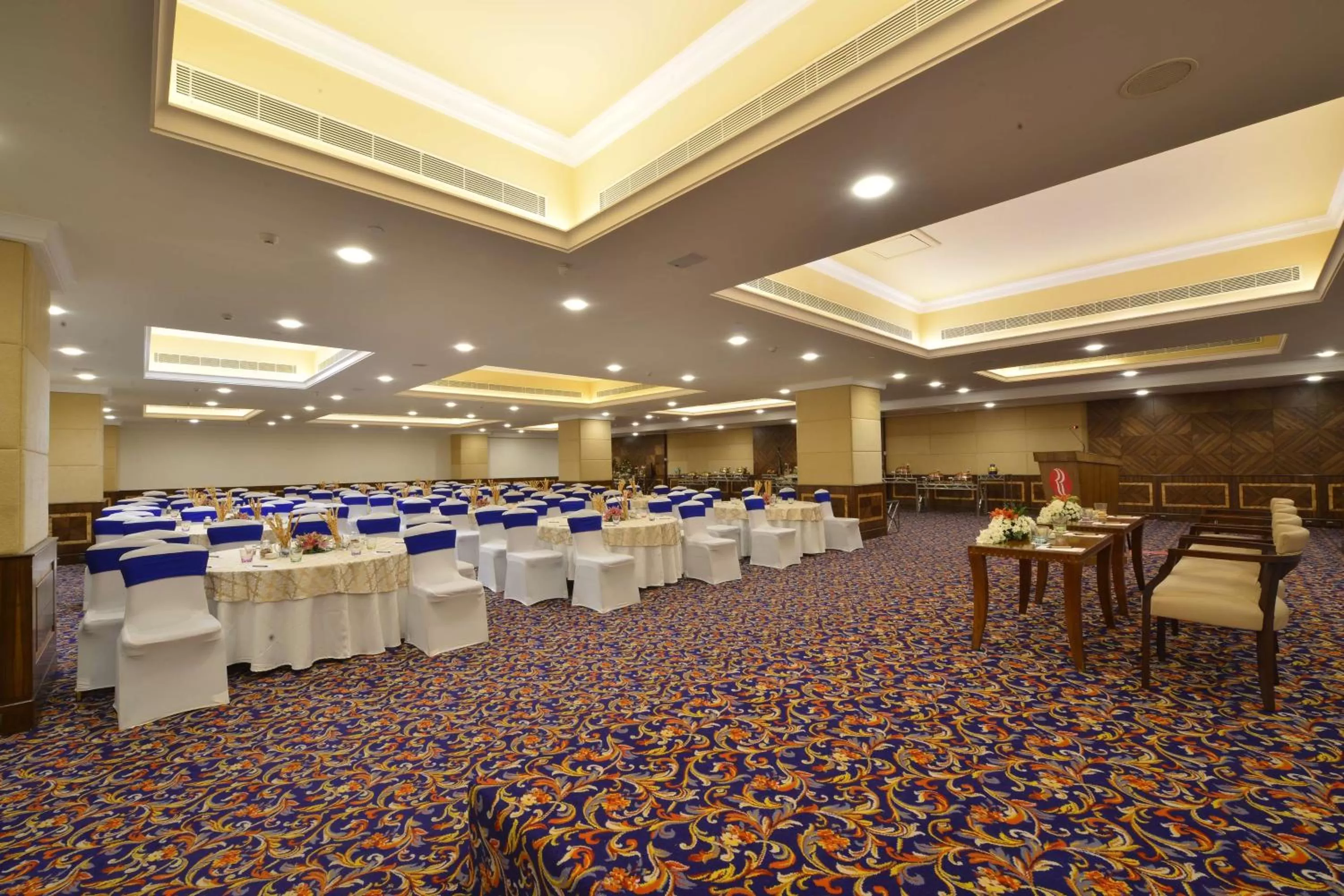 Banquet/Function facilities in Ramada Plaza Chennai