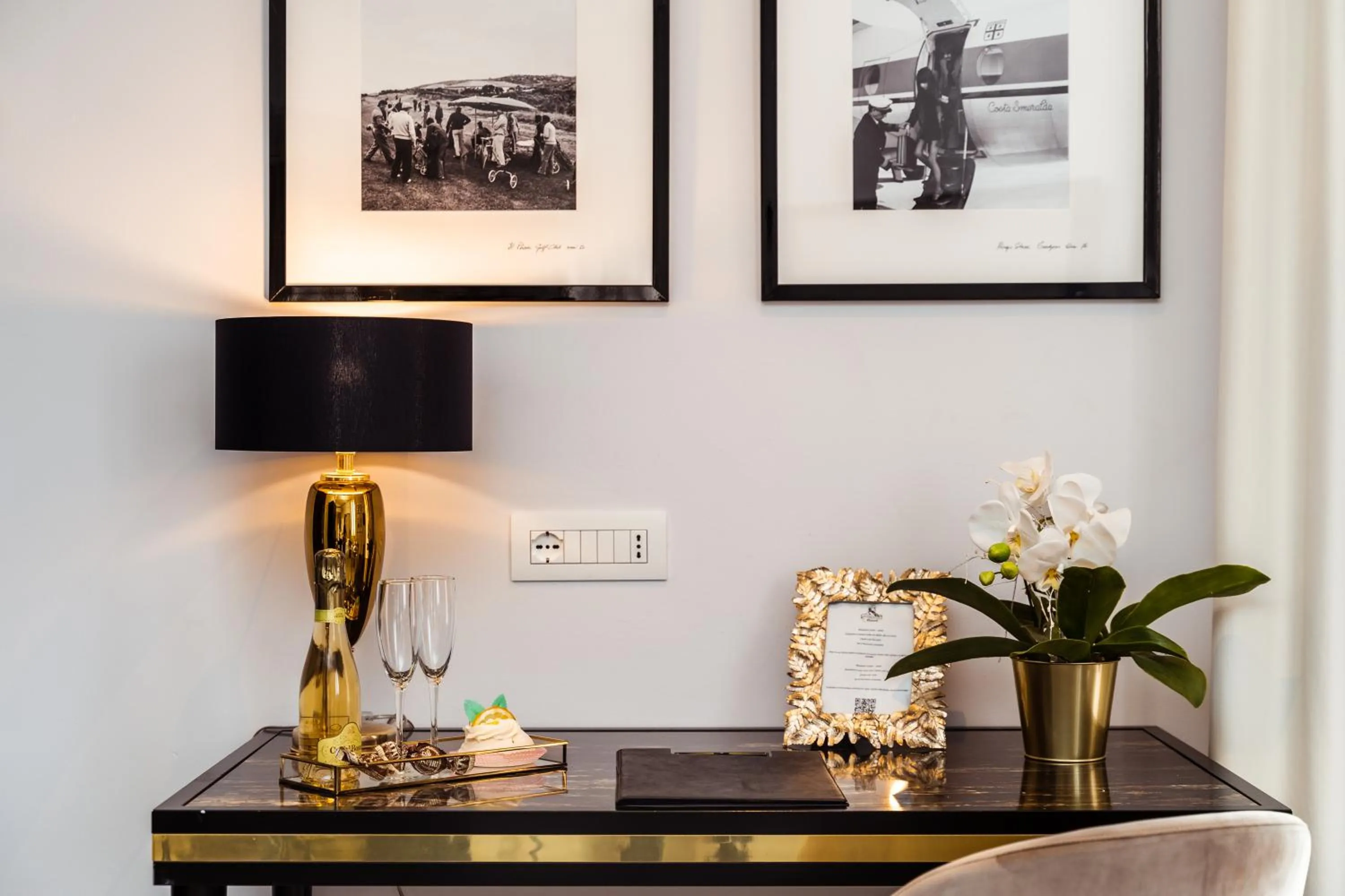 Bedroom in La Locanda Del Conte Mameli