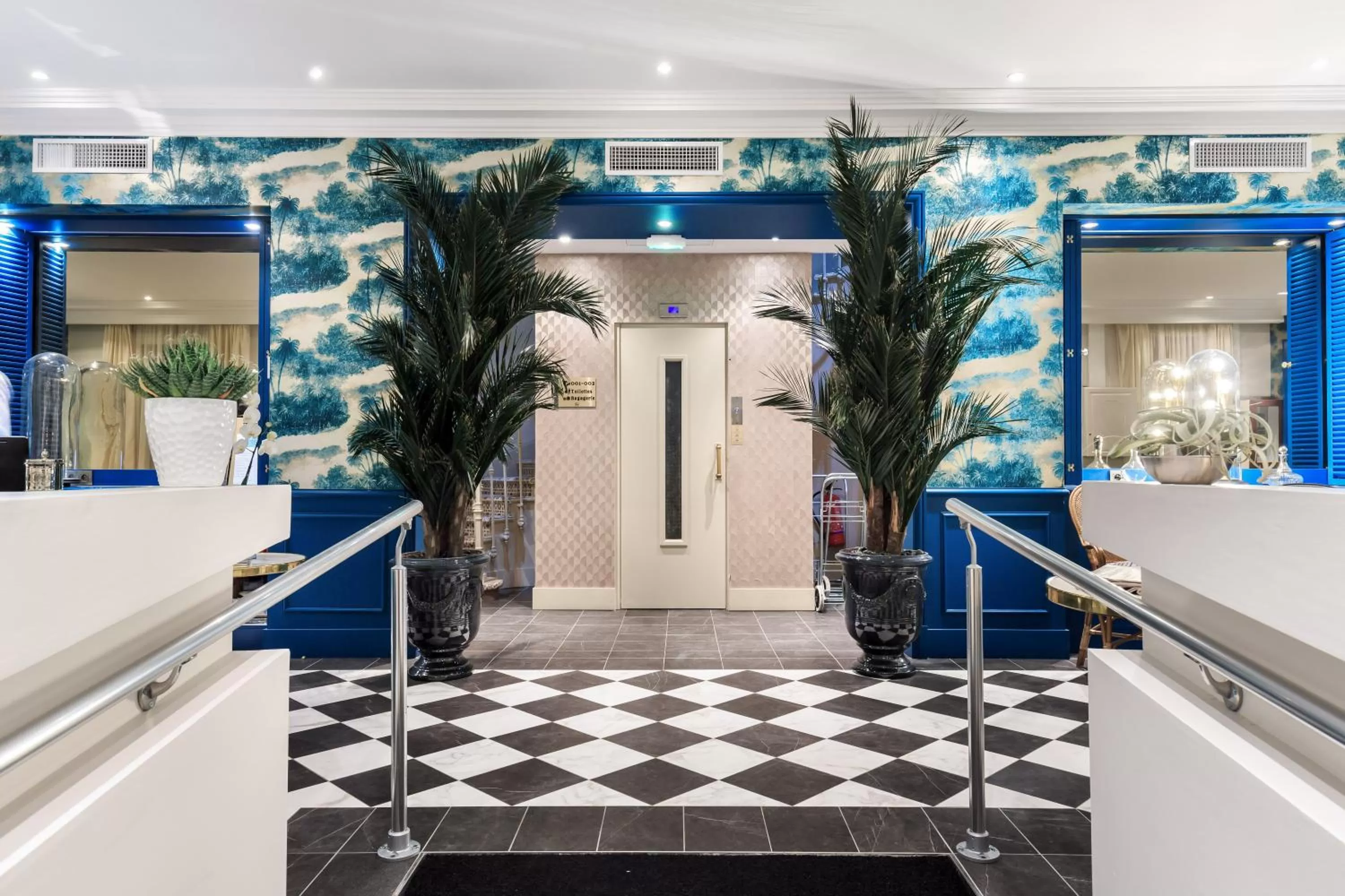 Decorative detail in Villa Otero by Happyculture