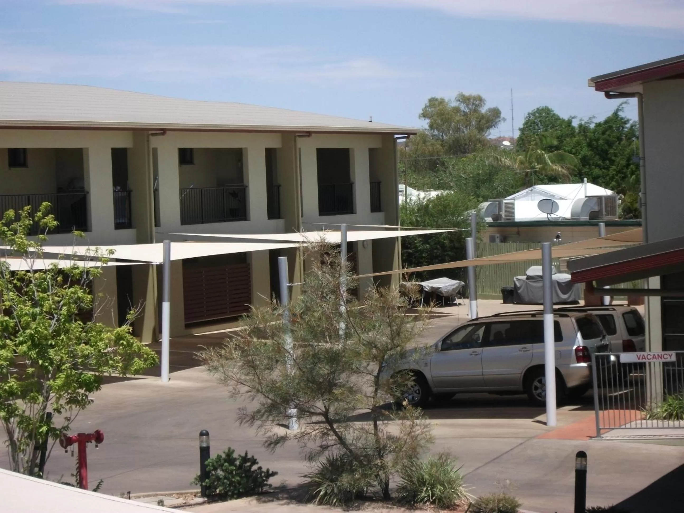 Facade/entrance in Spinifex Motel and Serviced Apartments