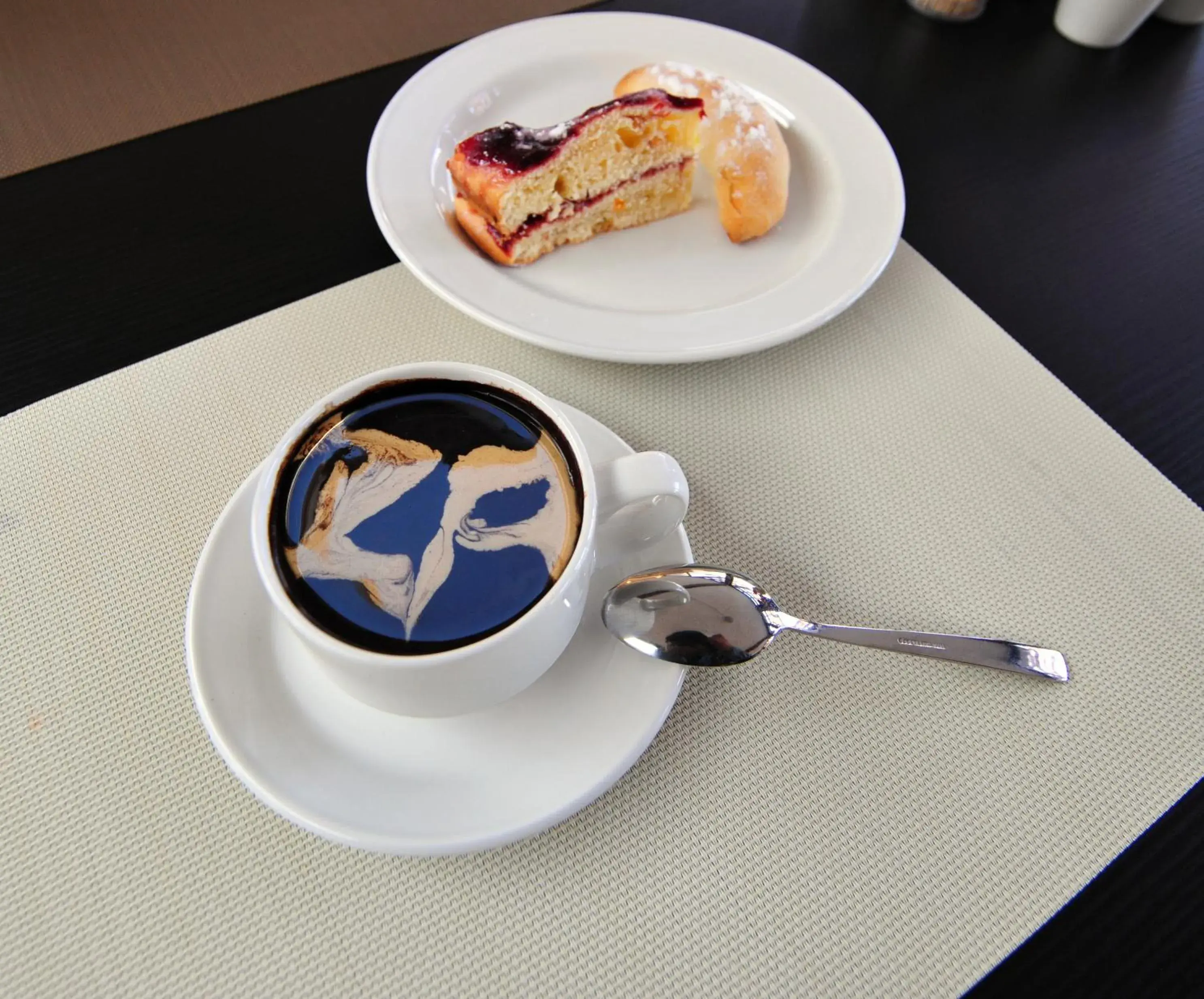 Food and drinks in Hotel ZP Palace Food and drinks in Hotel ZP Palace