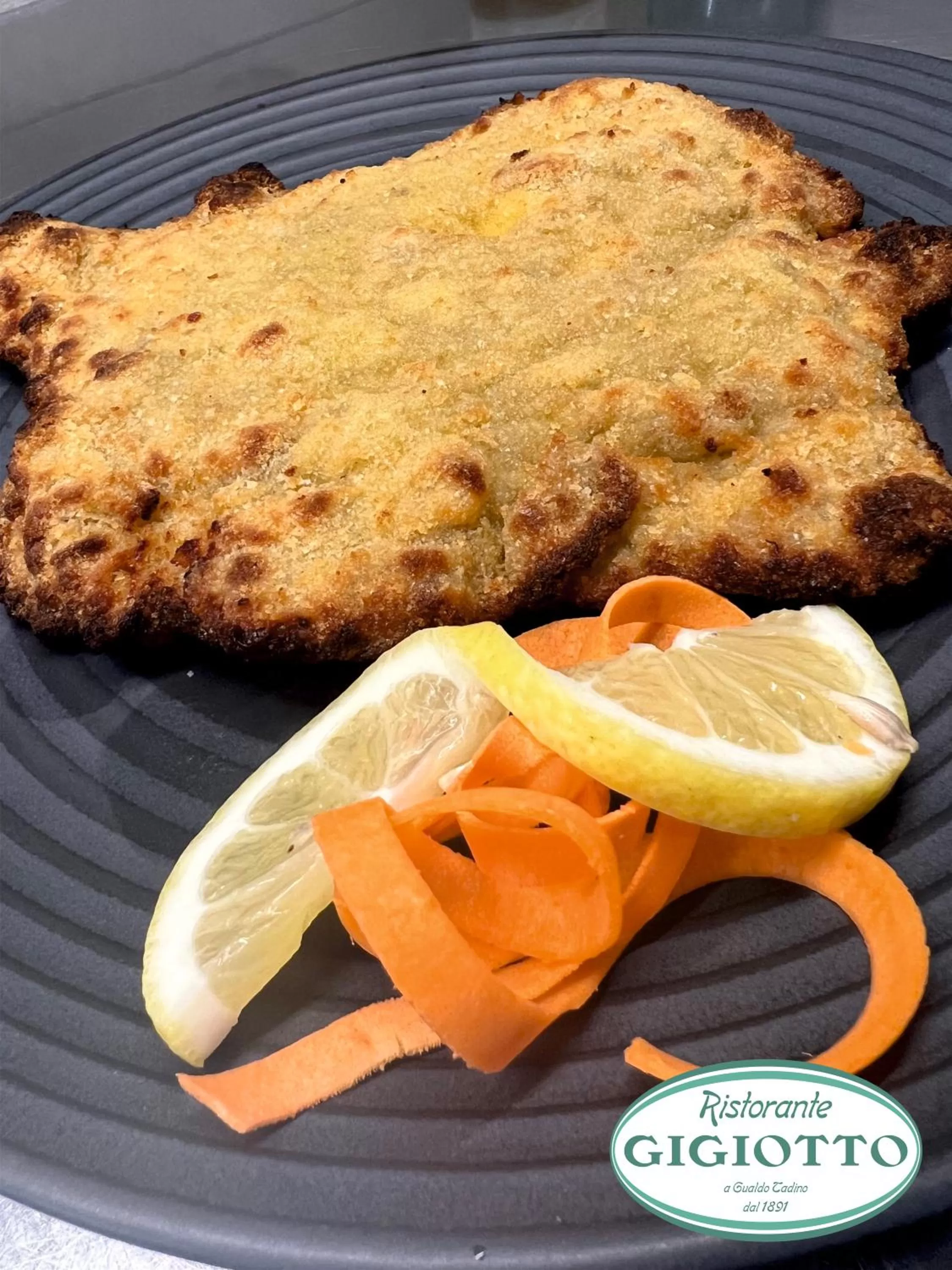 Food in GG8 Hotel & Suite SPA