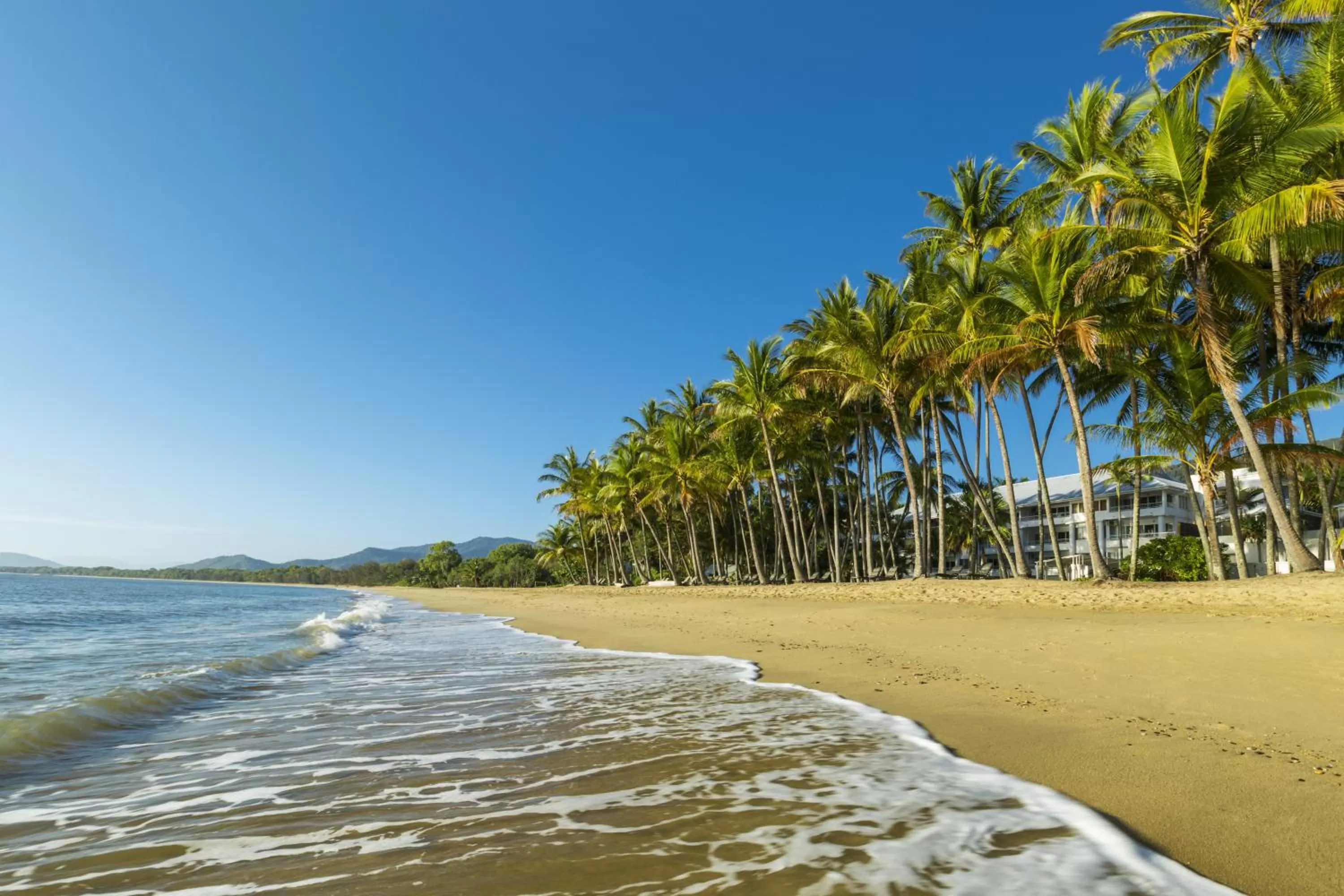 Beach in Alamanda Palm Cove by Lancemore