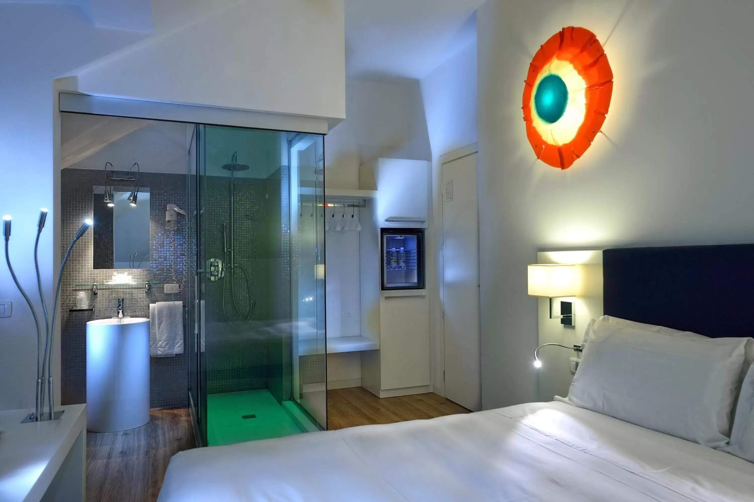 Bathroom, Bed in Elite Hotel & Spa