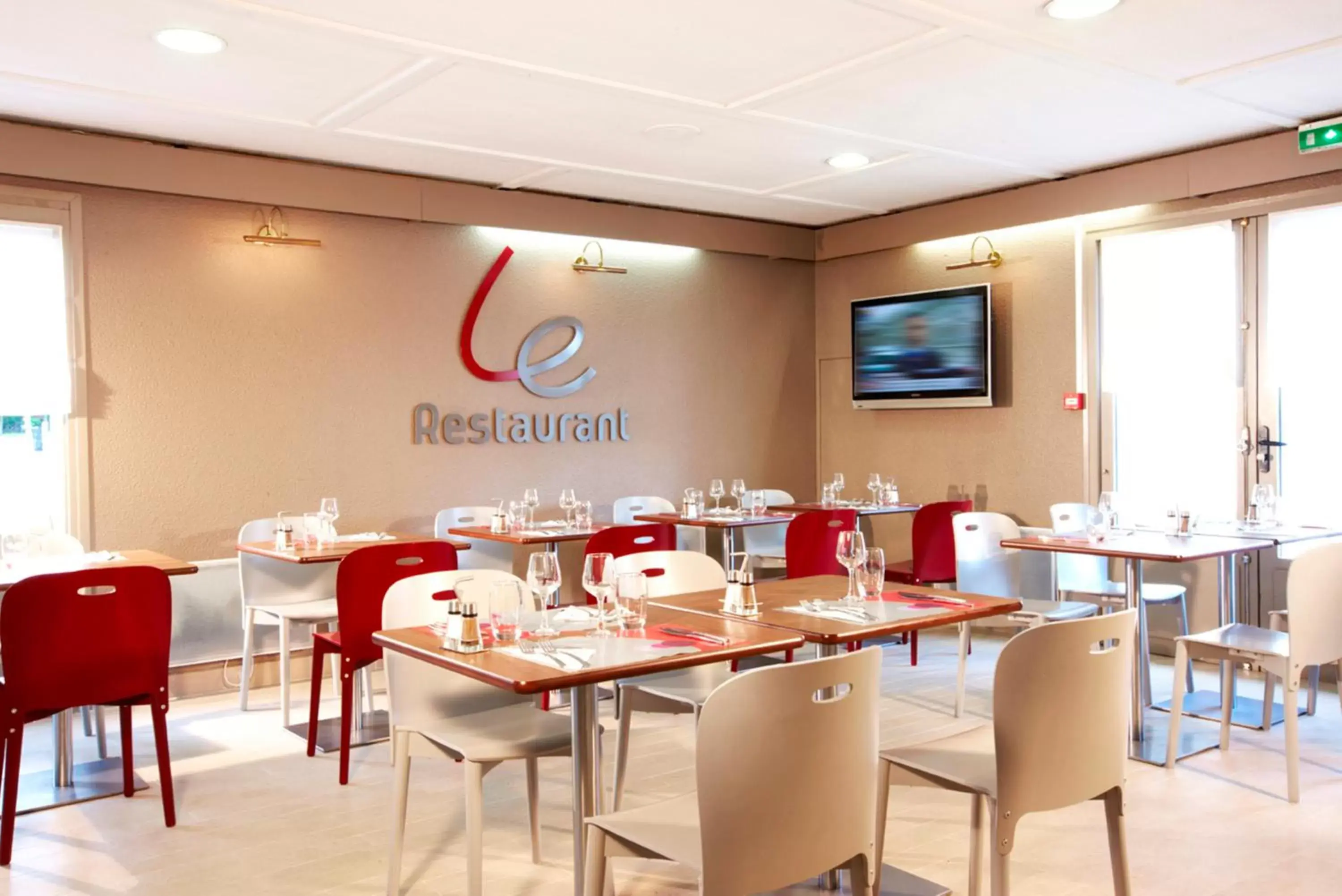 Restaurant/places to eat in Campanile Lille - Lomme Restaurant/places to eat in Campanile Lille - Lomme