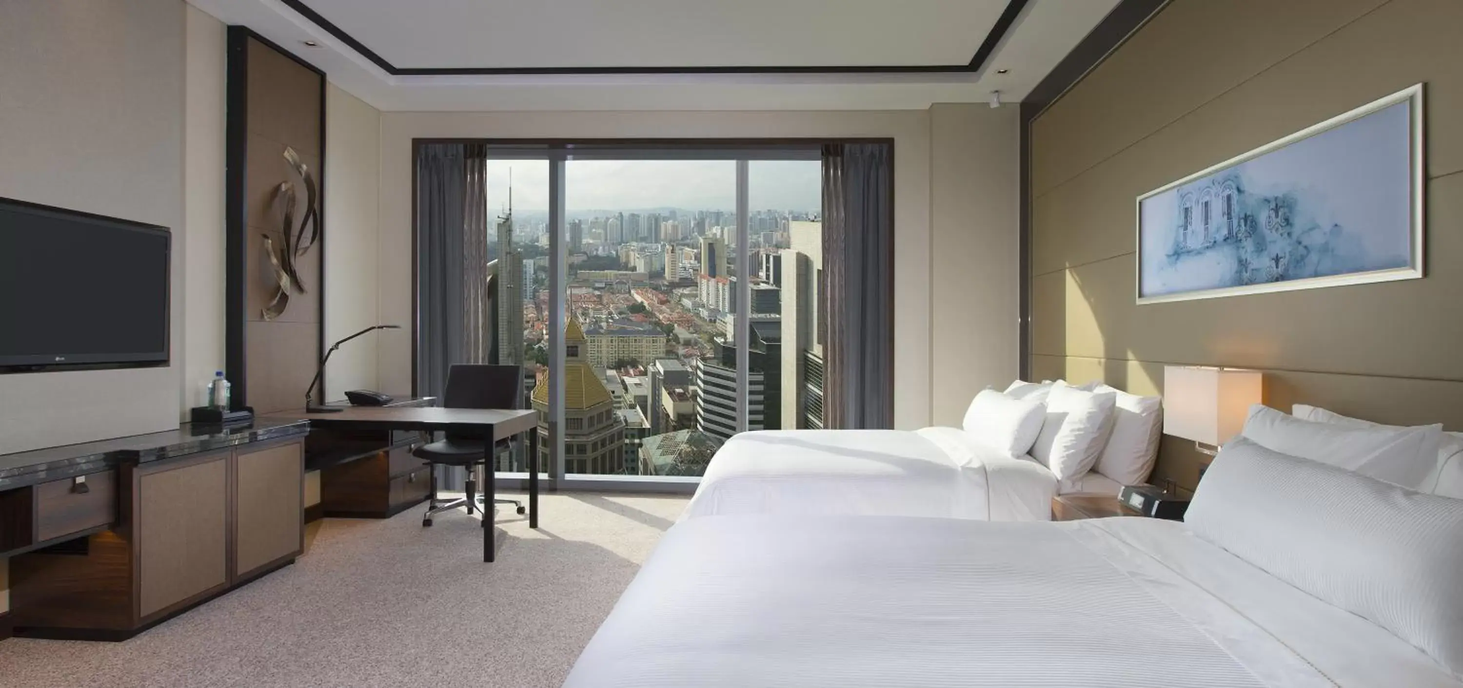 Photo of the whole room, Bed in The Westin Singapore