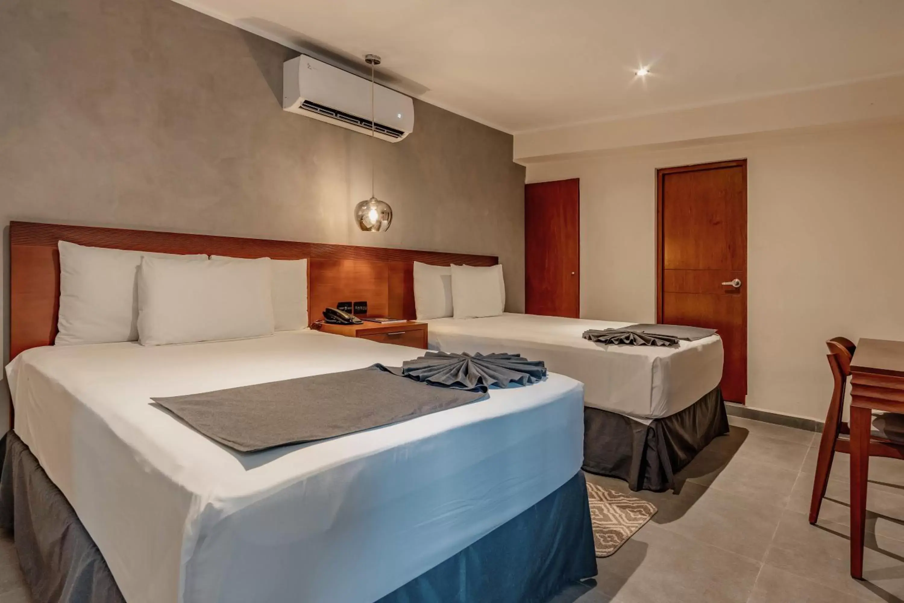 Bed in Youssef Exceptionnel Merida Bed in Youssef Exceptionnel Merida