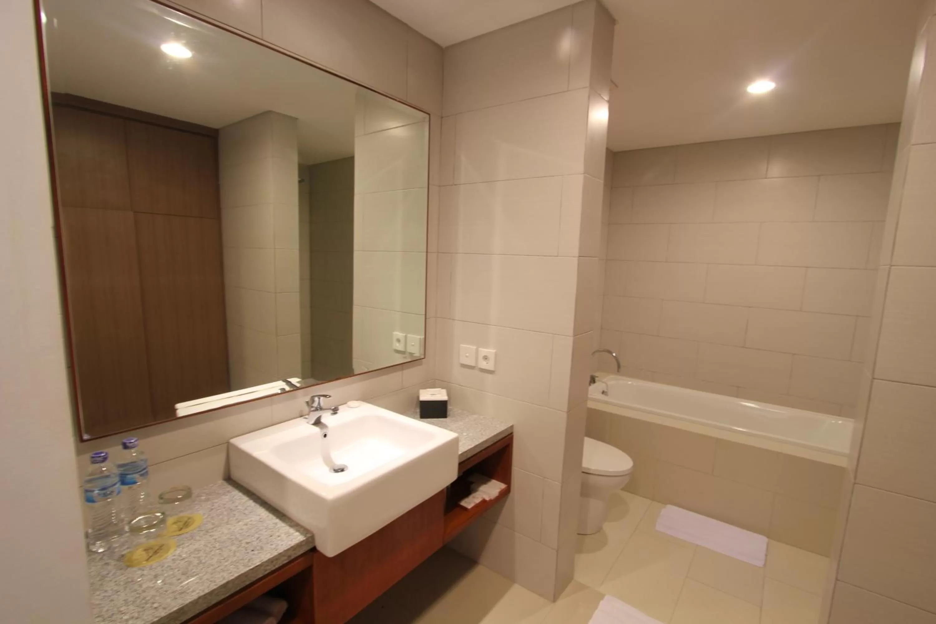 Bathroom in Grand La Walon Hotel