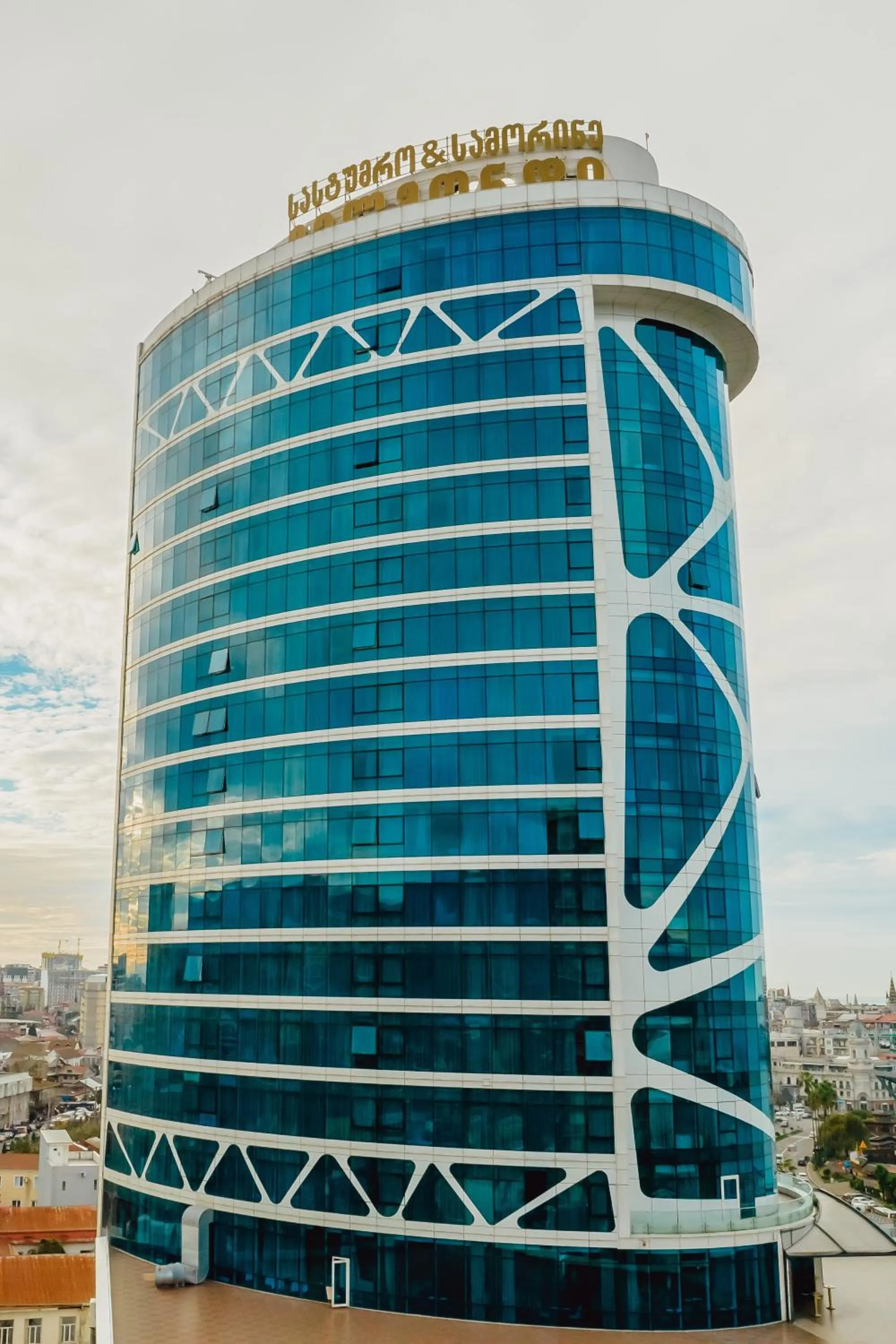 Property building in JRW Welmond Hotel