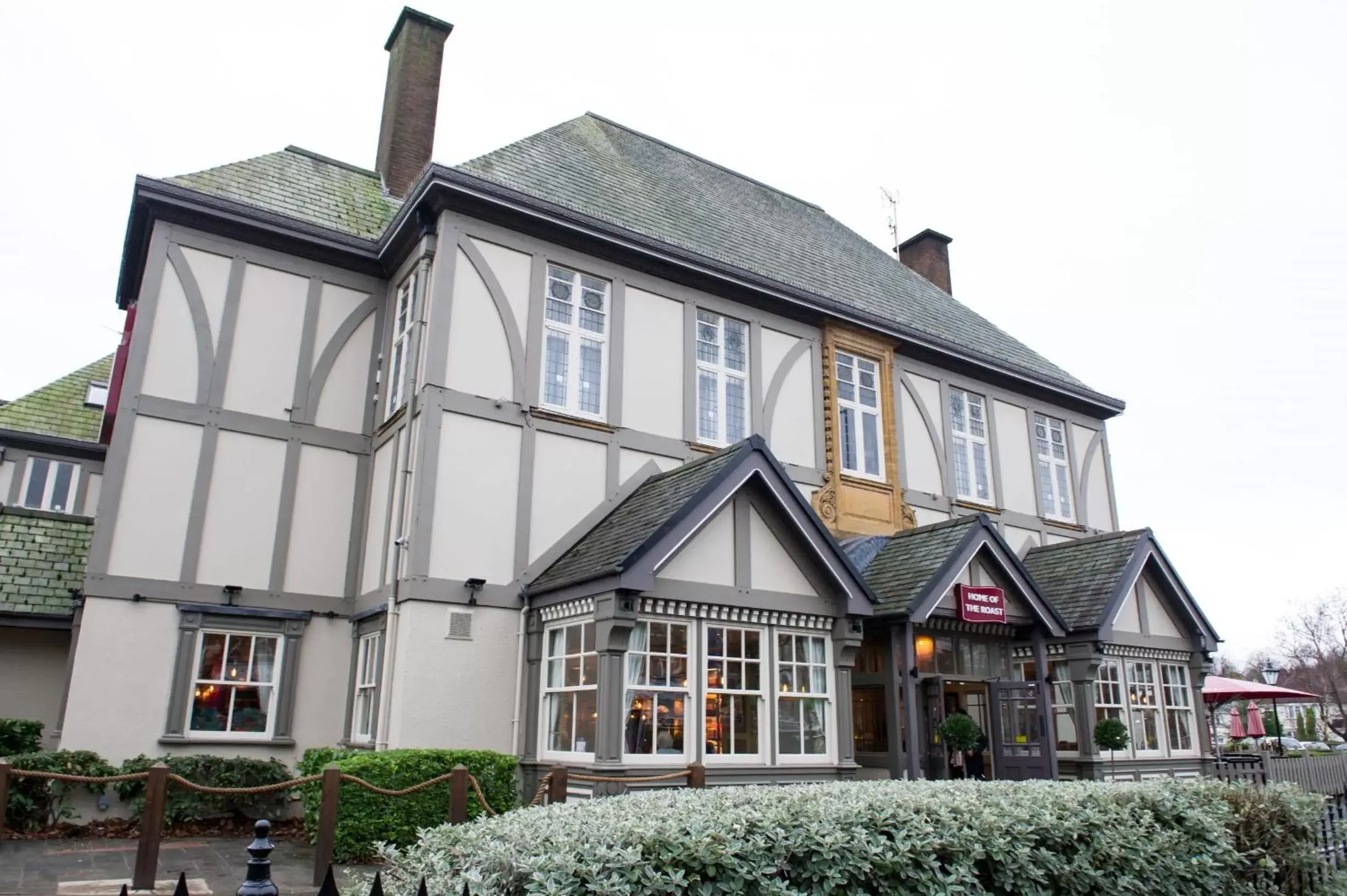 Facade/entrance in Toby Carvery Birmingham by Innkeeper's Collection