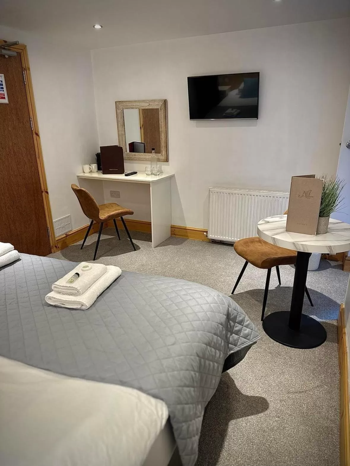 Bed in Nithsdale Hotel