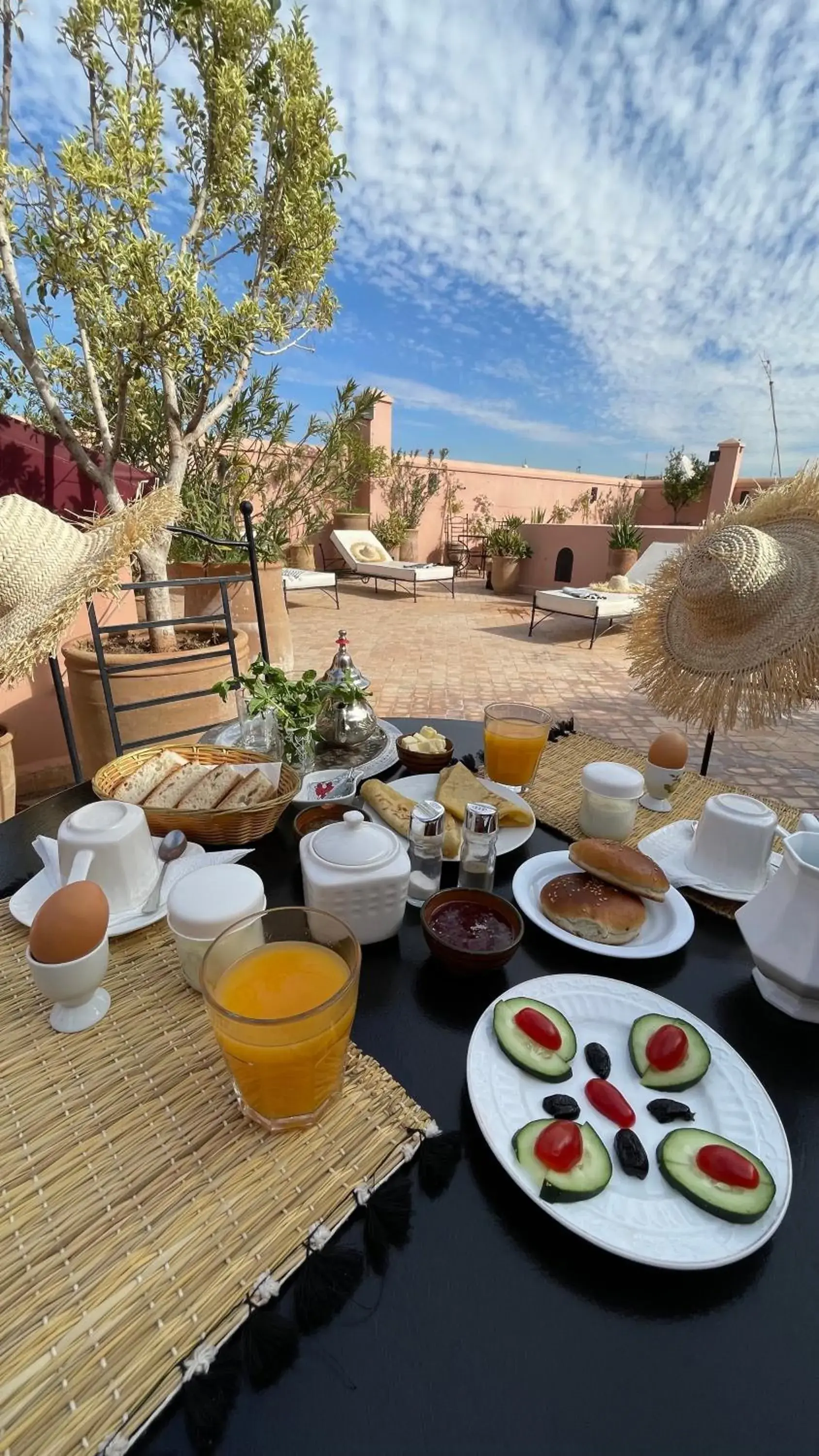 Balcony/Terrace, Food in Riad Dar Foundouk and Spa