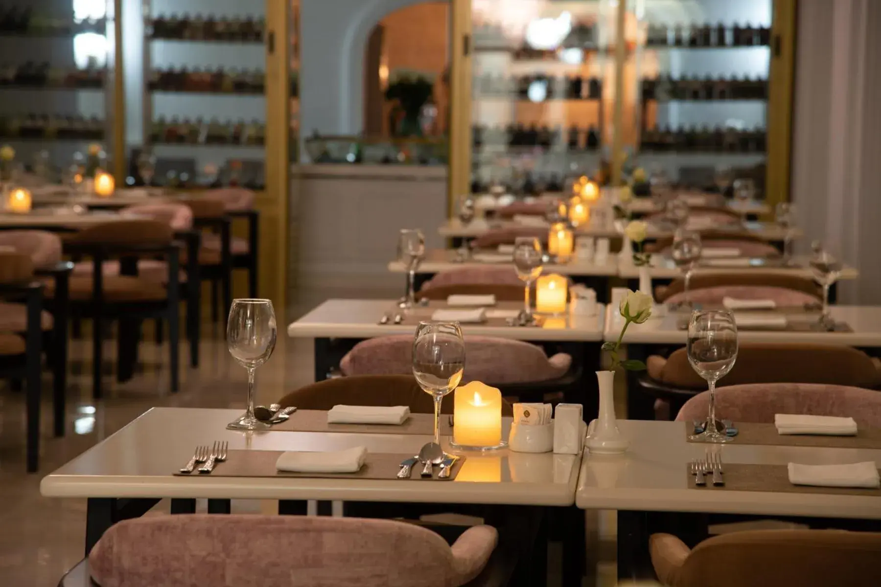 Restaurant/places to eat in LOTTE City Hotels Tashkent Palace Restaurant/places to eat in LOTTE City Hotels Tashkent Palace