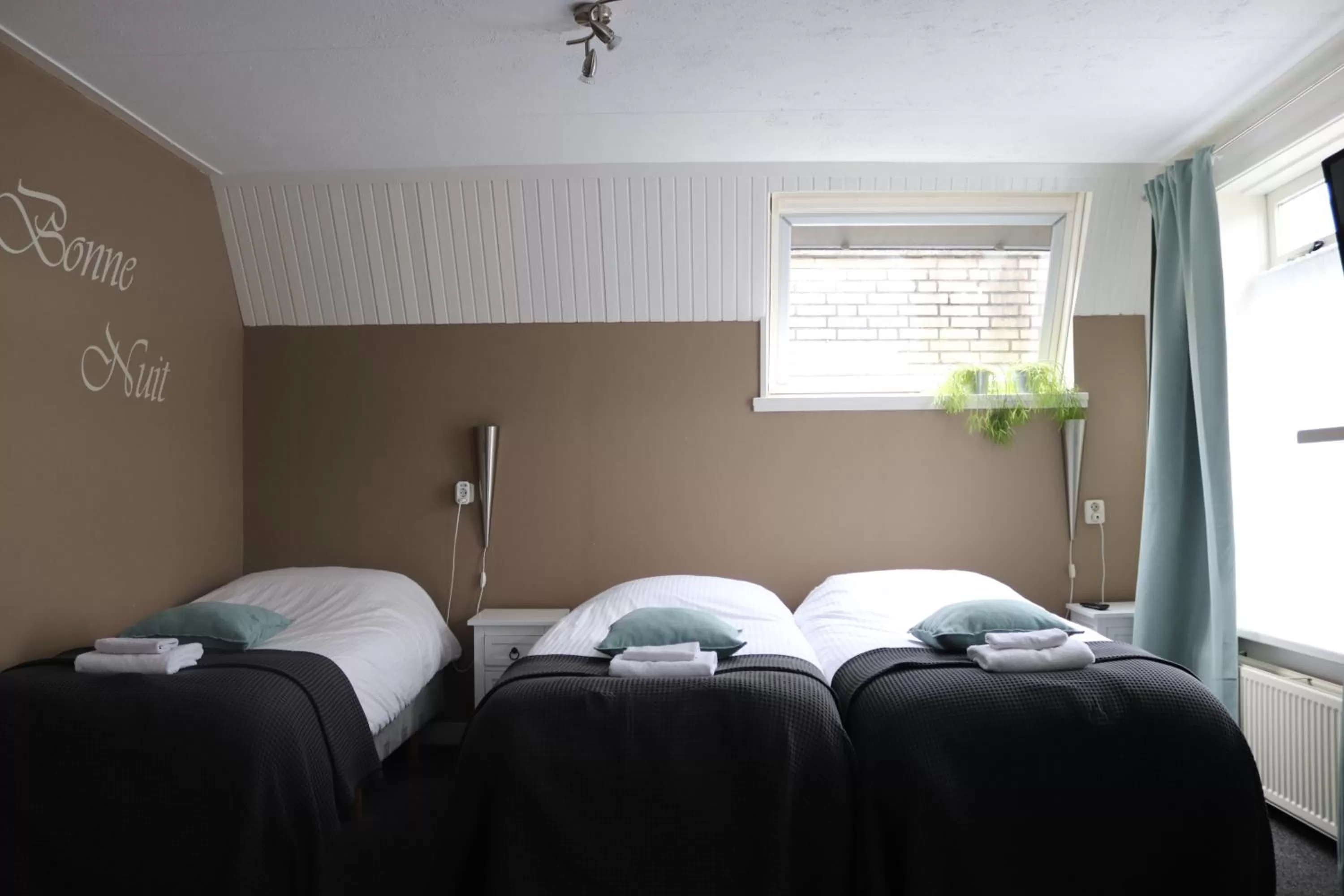 Bed in Het Wapen van Noordwijkerhout