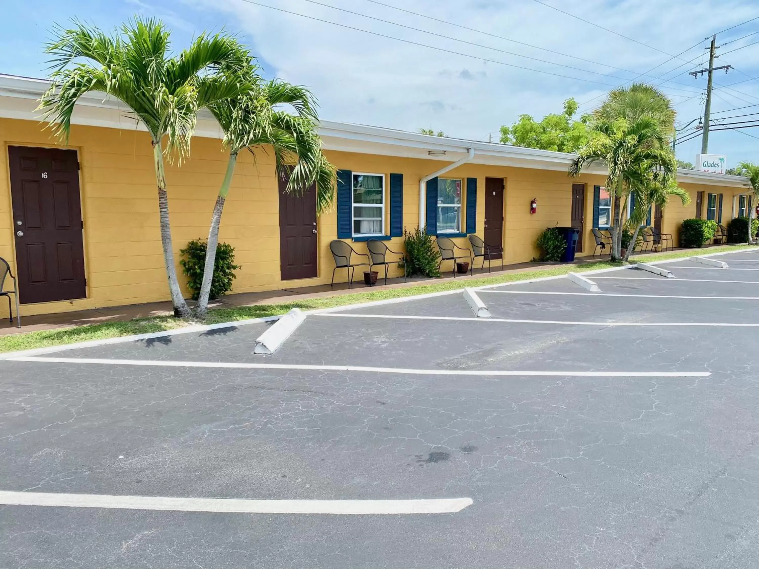 Other, Property Building in Glades Motel - Naples