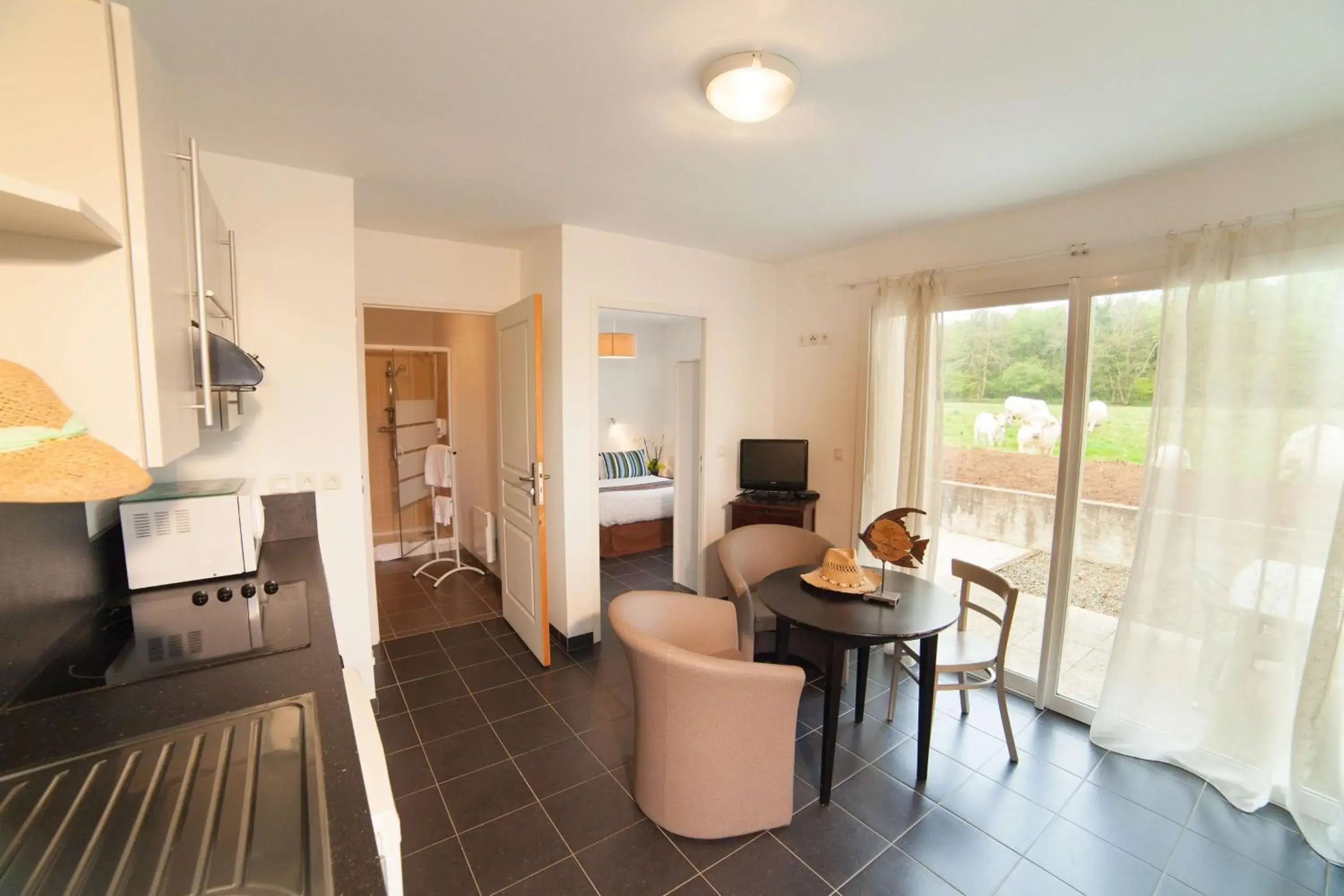 Bedroom, Seating Area in BRIT HOTEL Lannion Perros