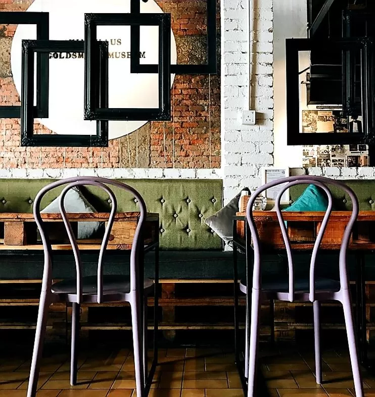 Restaurant/places to eat in Kim Haus Loft