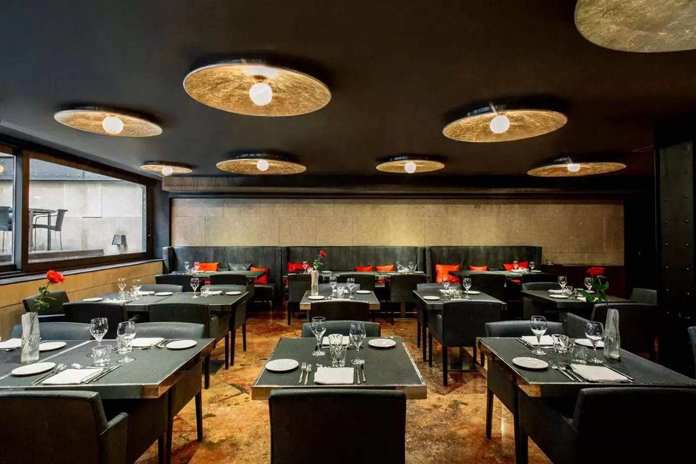 Restaurant/Places to Eat in Hotel Granados 83, a Member of Design Hotels