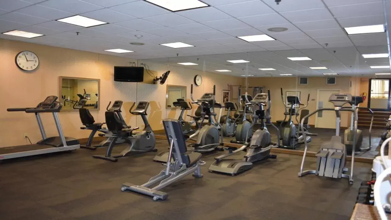 Fitness Center/Facilities in Holiday Inn Hazlet, an IHG Hotel