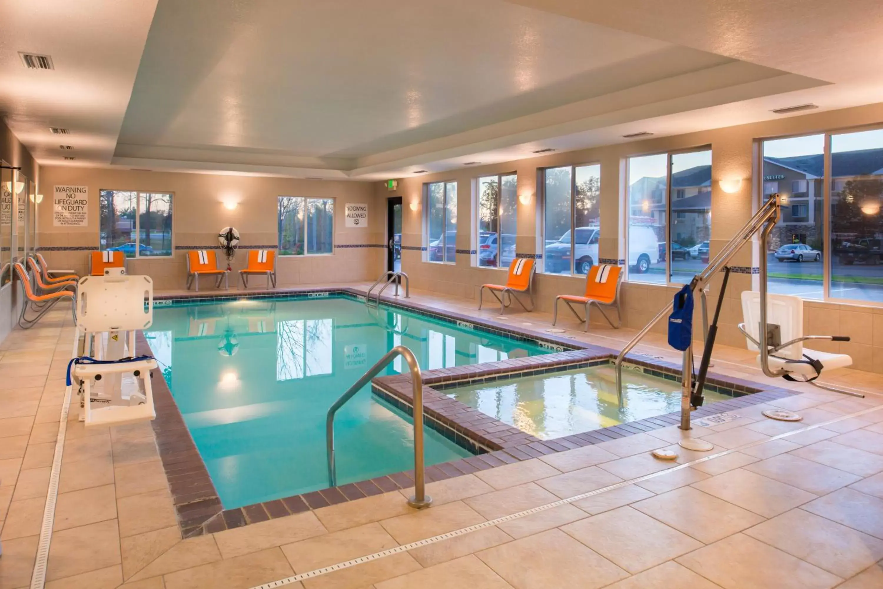 Swimming Pool in Holiday Inn Express & Suites Pittsburg, an IHG Hotel