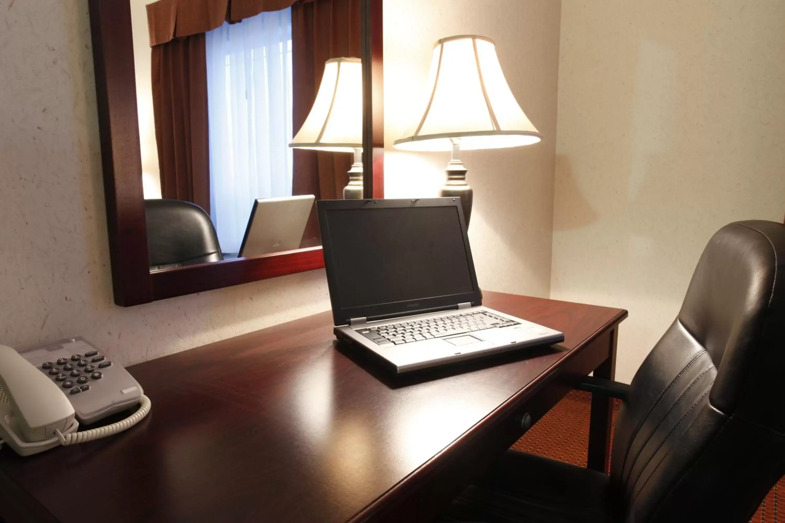 Seating area in Pomeroy Inn and Suites Dawson Creek