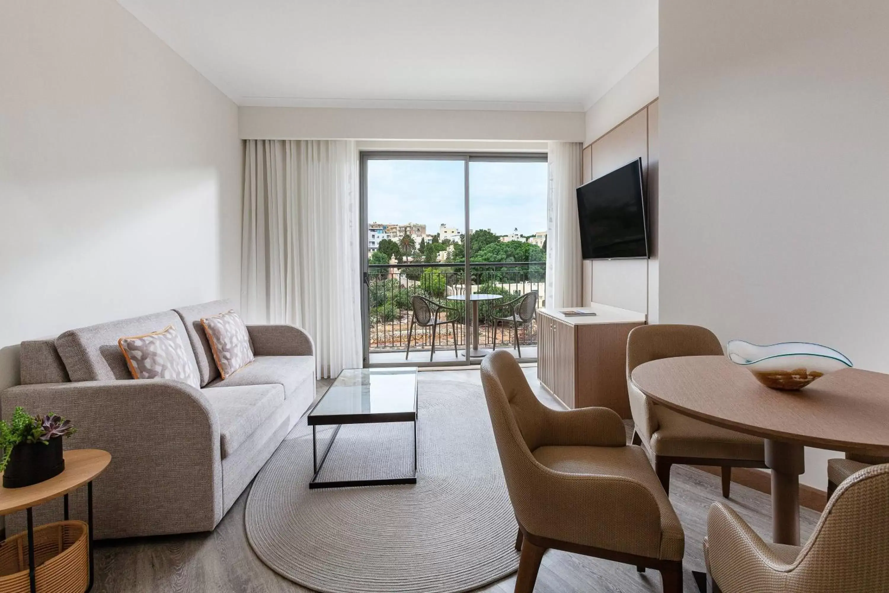 Living room, Seating Area in Malta Marriott Hotel & Spa