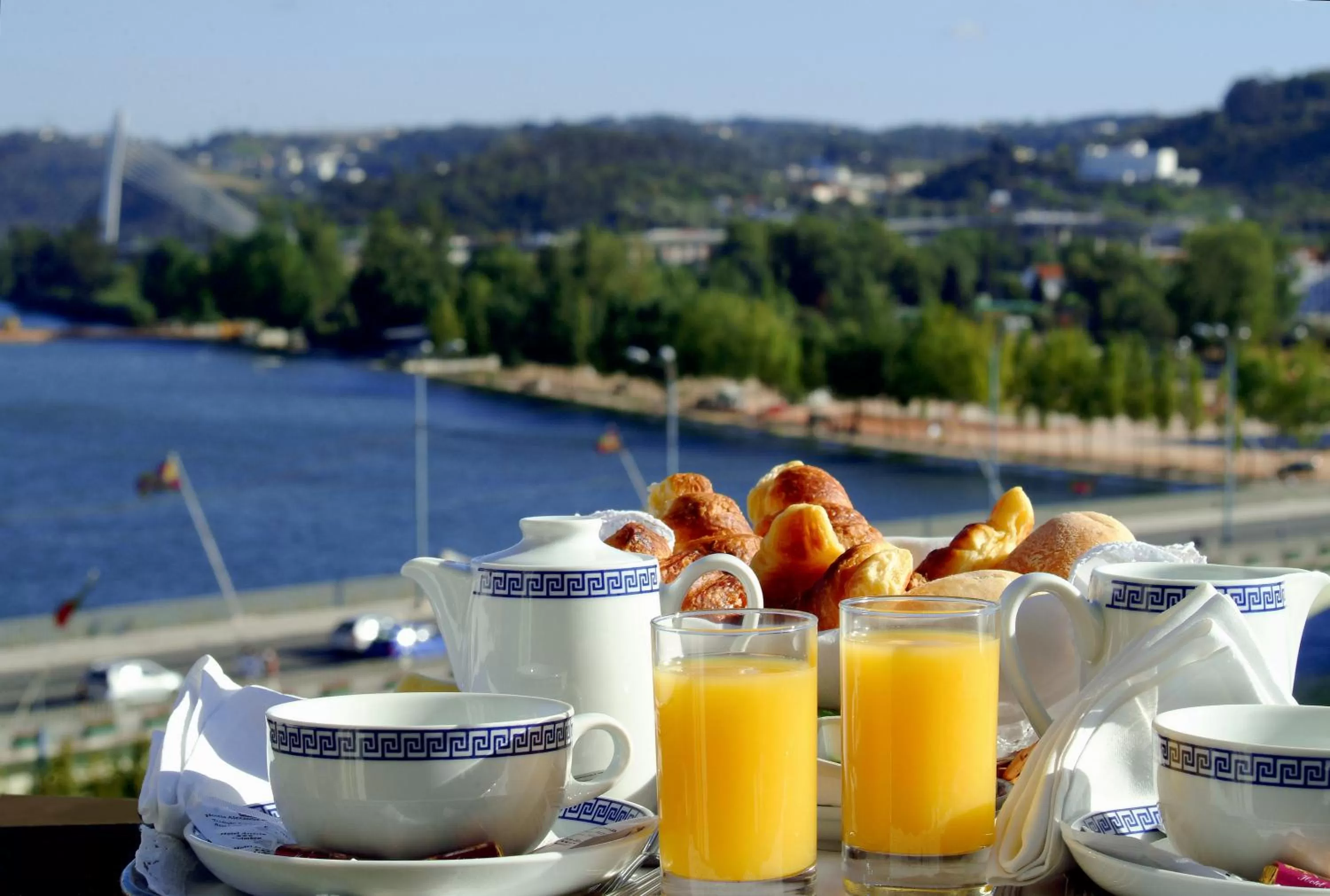 Food and drinks in Hotel Astoria