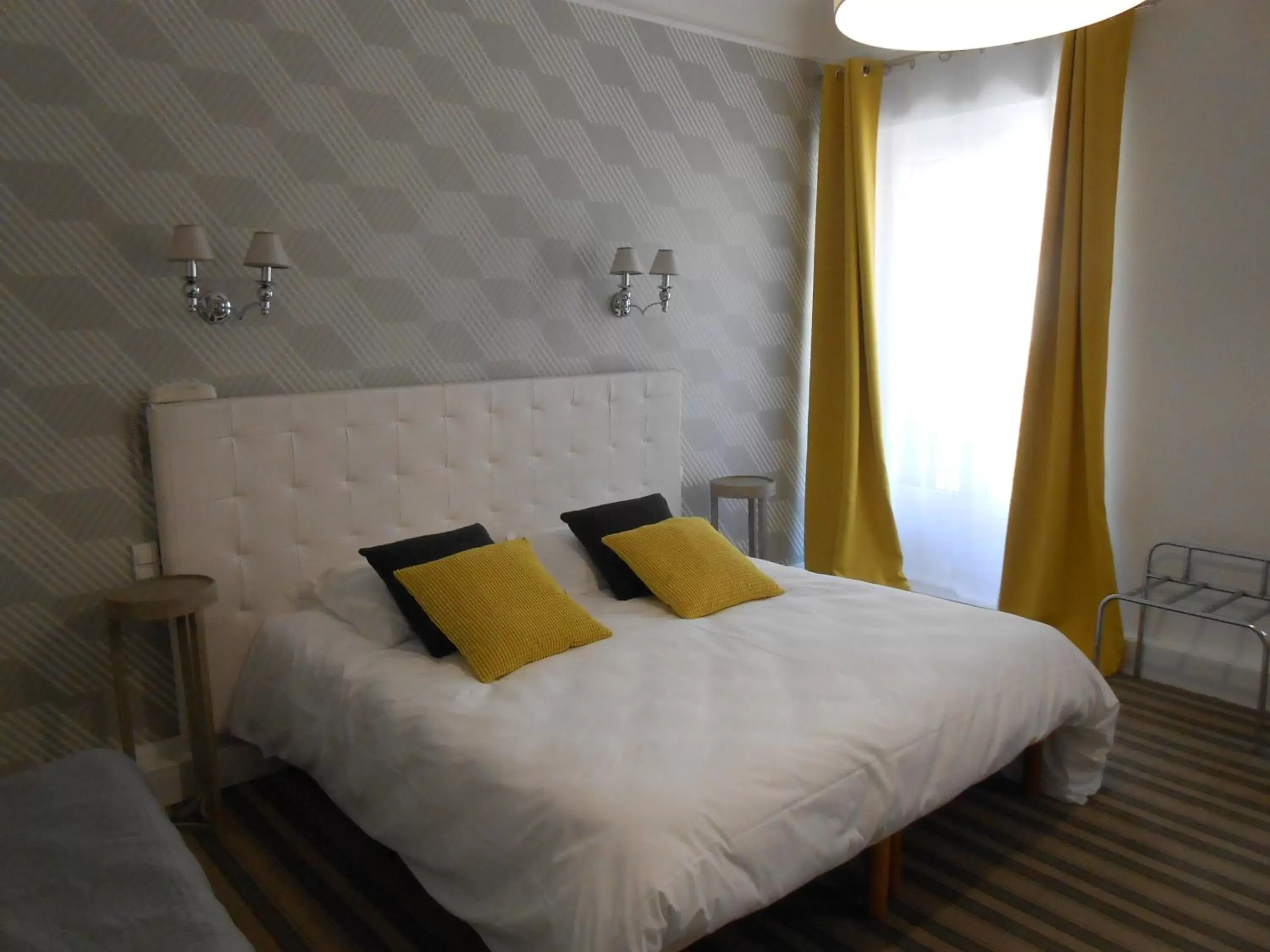 Bedroom, Bed in Régina Boutique Hotel