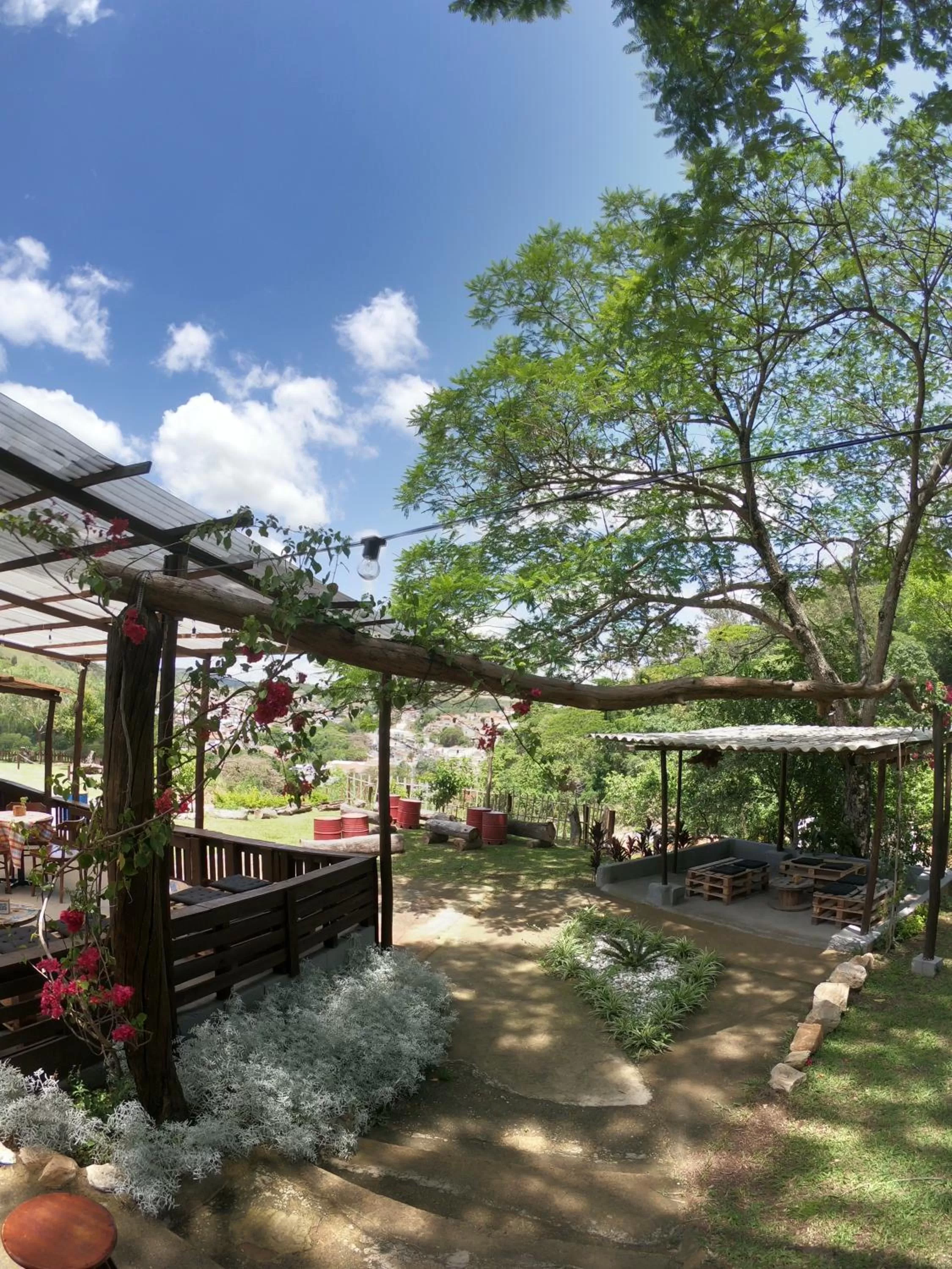 Garden view in Pousada Solar da Montanha