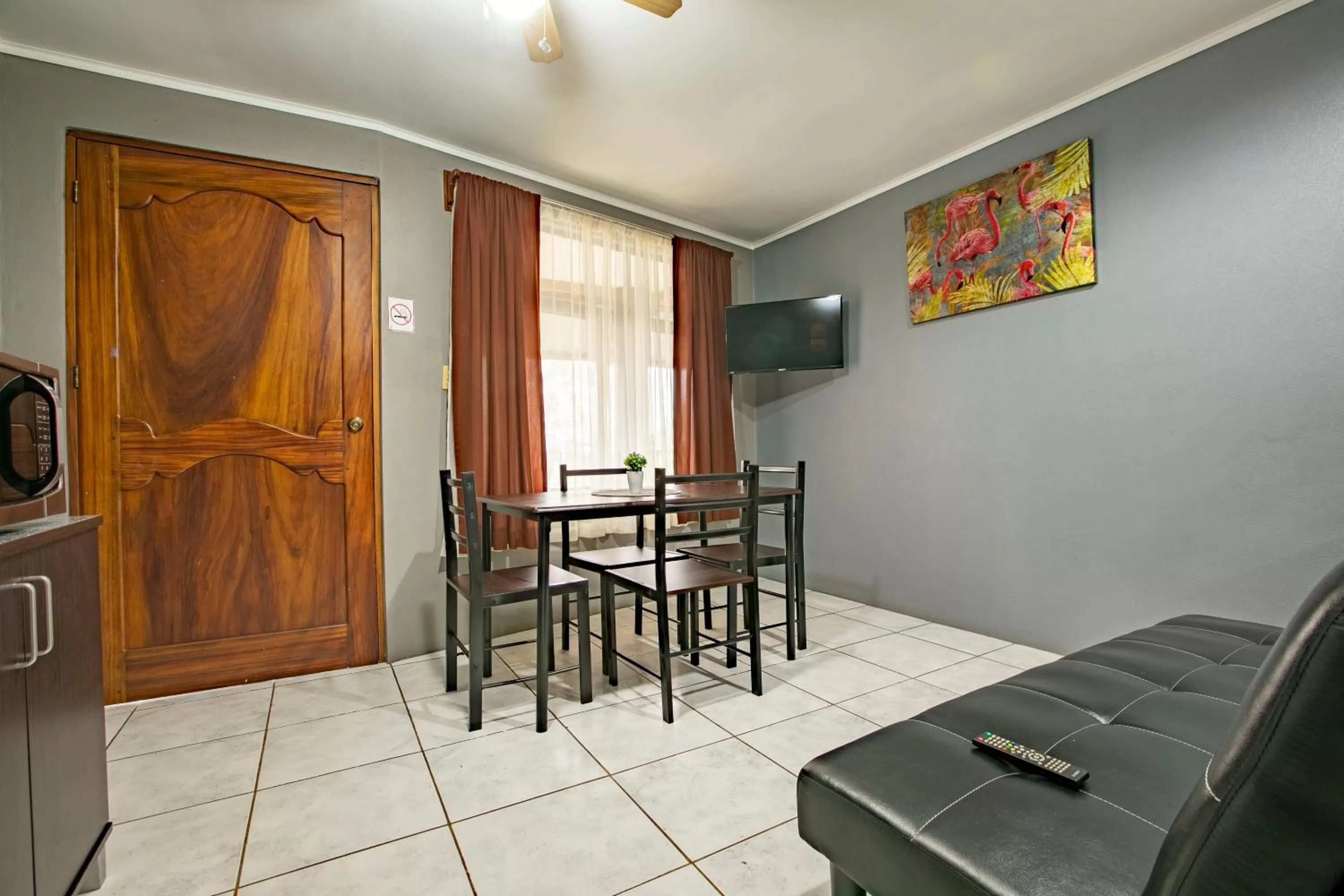 TV and multimedia in Coati Arenal Lodge