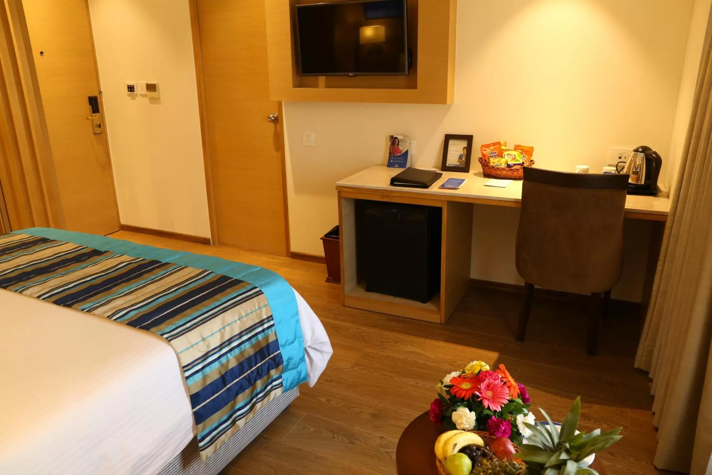 Bedroom, Bed in Sarovar Portico Rivera Ahmedabad