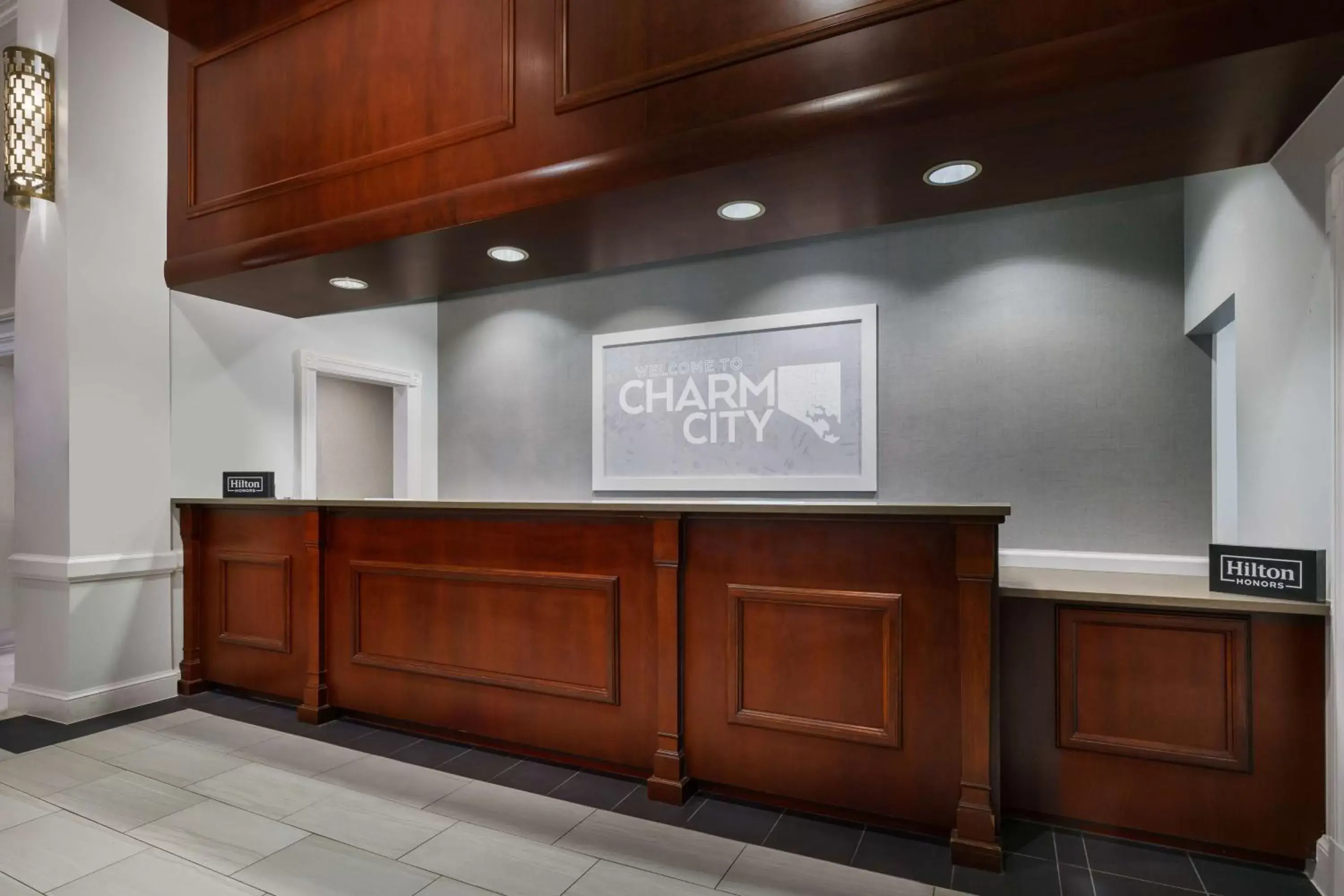 Lobby or reception, Lobby/Reception in Hampton Inn & Suites Baltimore Inner Harbor