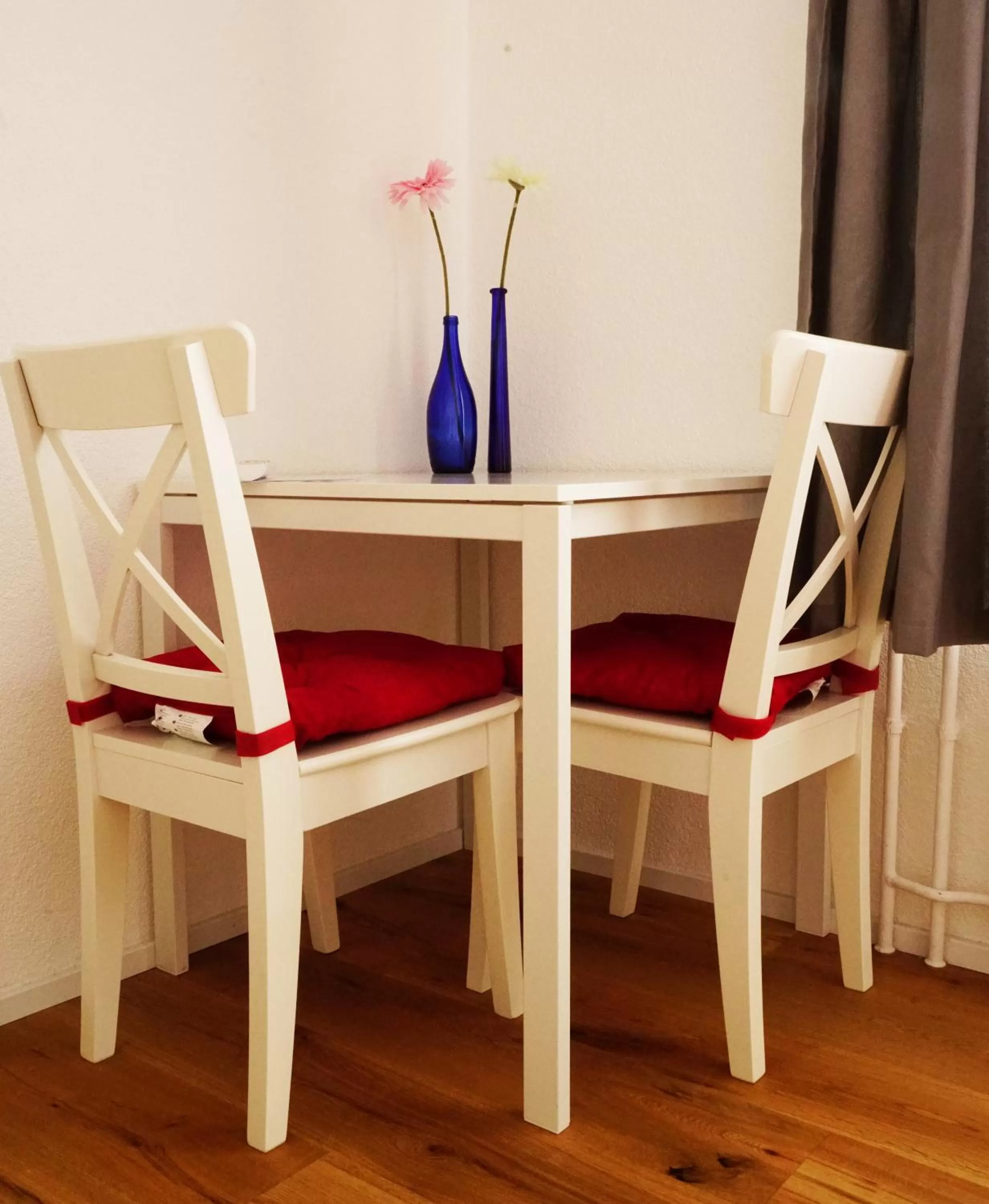 Seating area in Adventure Guesthouse Interlaken