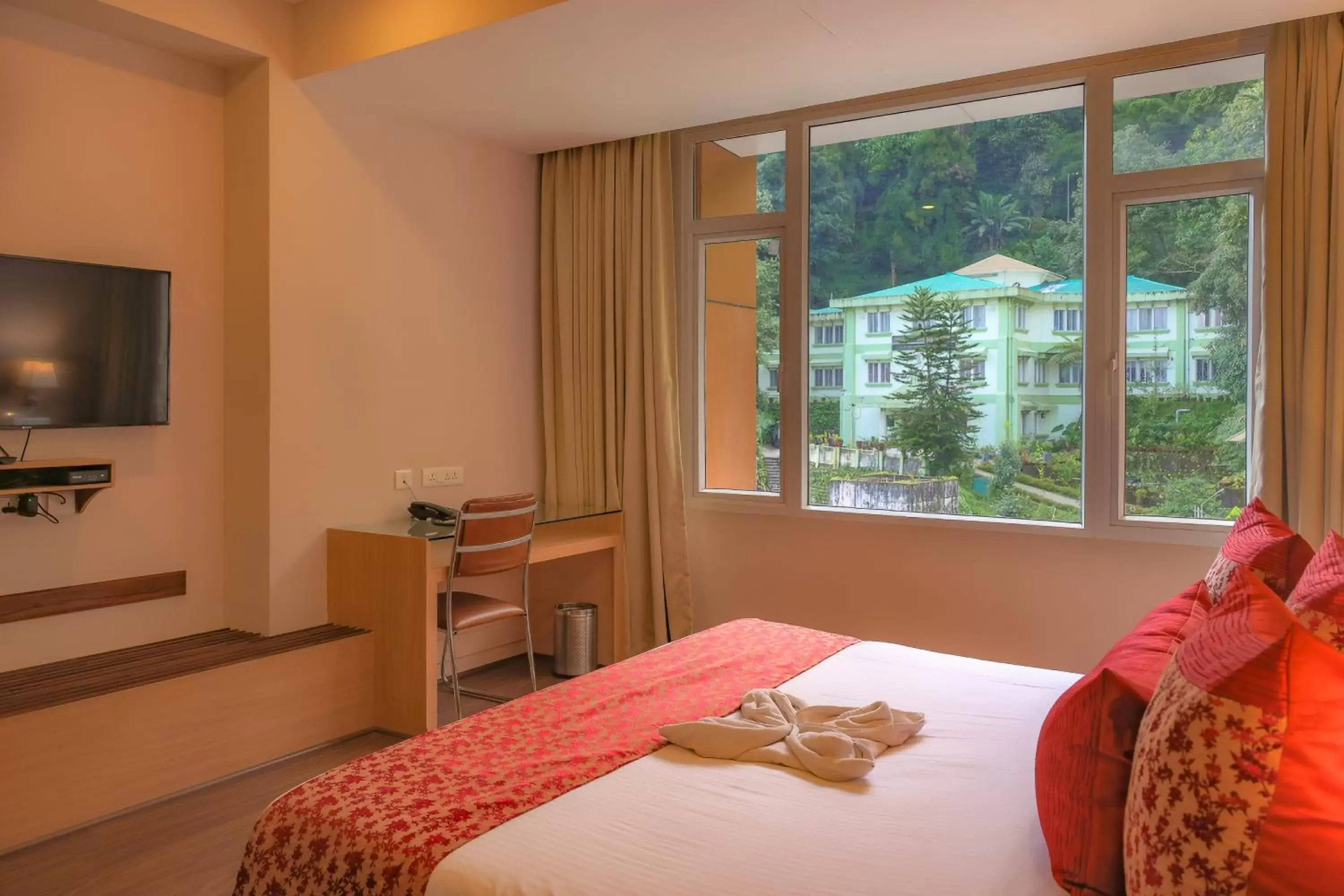 City view, Bed in Sinclairs Gangtok