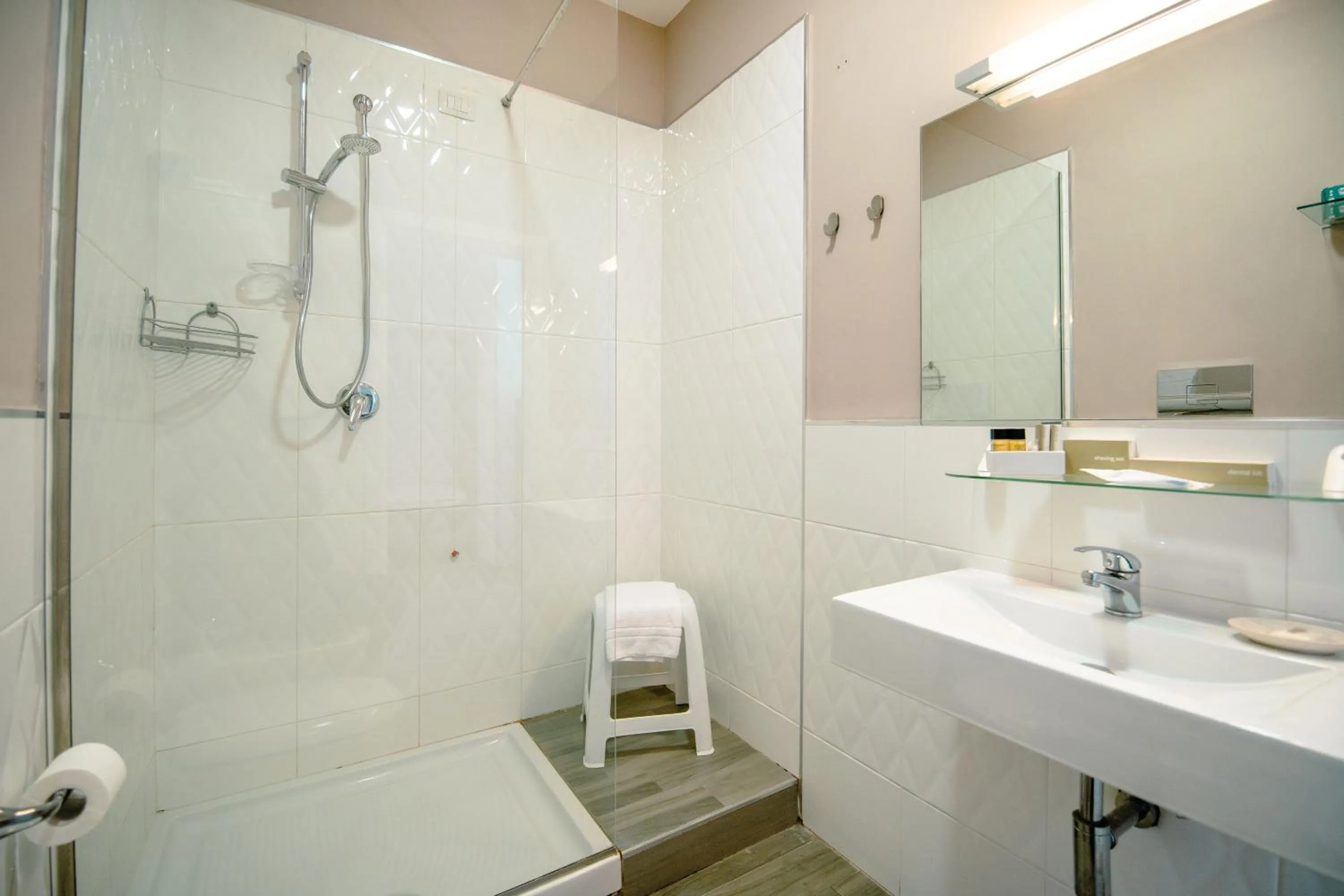 Bathroom in Hotel Bruman Salerno