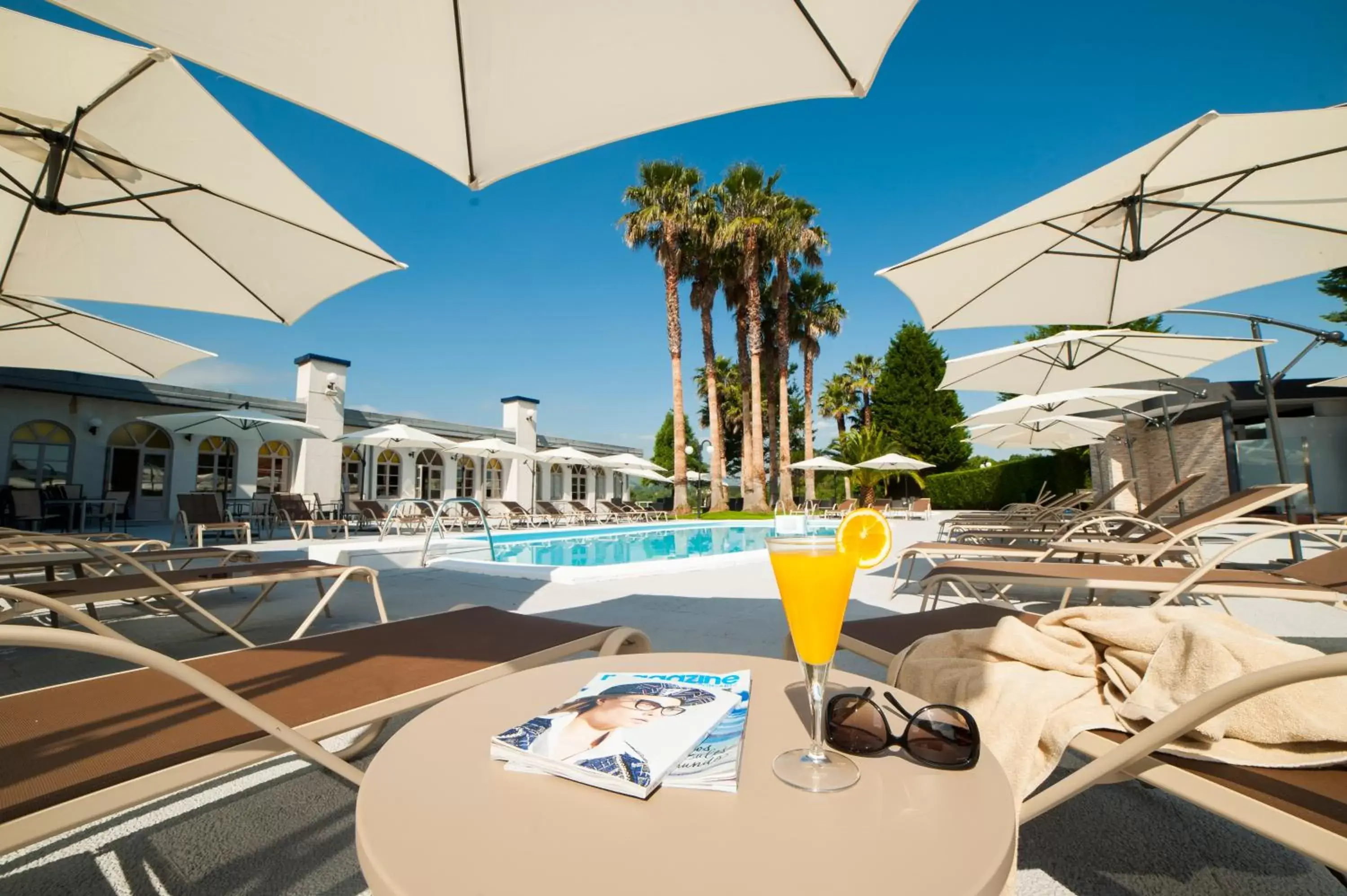 Pool view, Patio/Outdoor Area in Hotel La Palma de Llanes