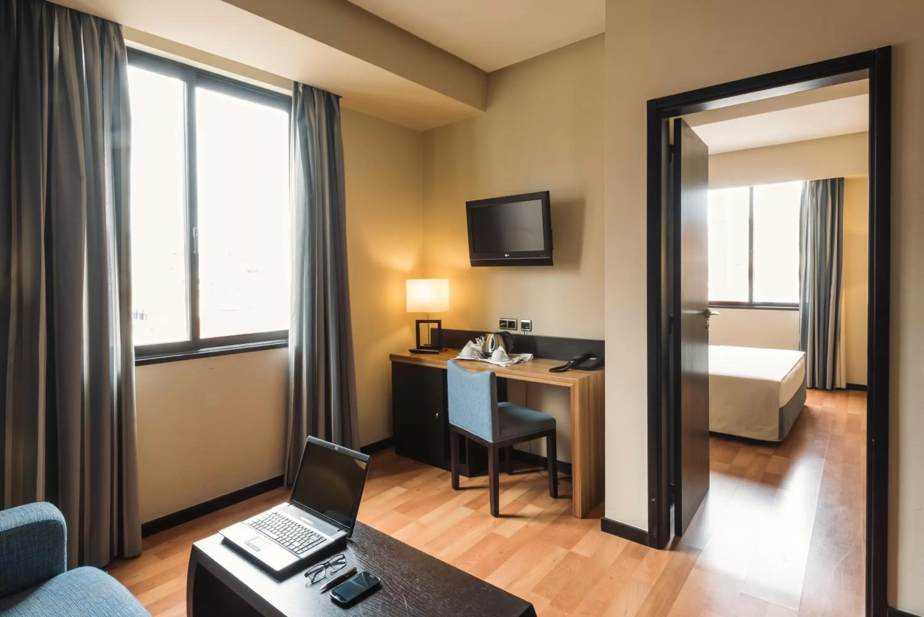 Living room, Bed in Hotel Lisboa Living room, Bed in Hotel Lisboa