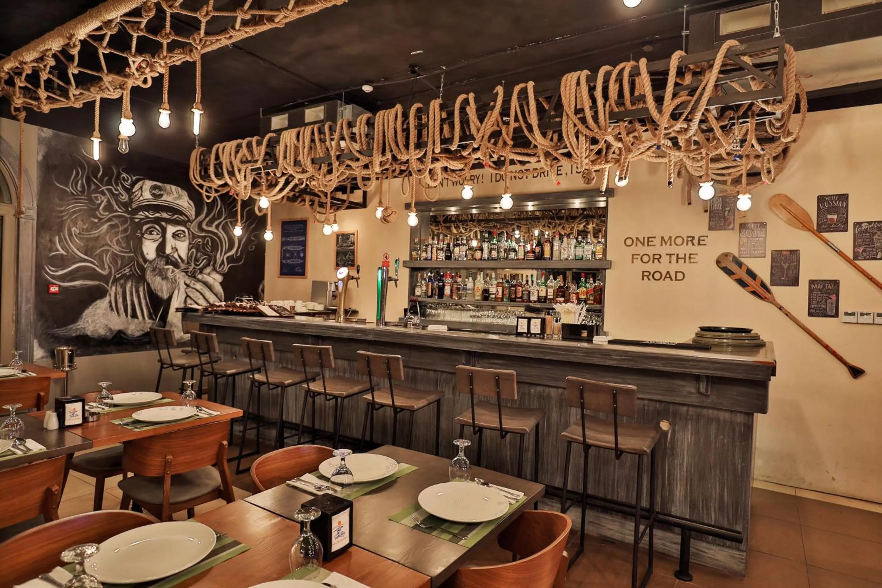 Restaurant/places to eat in Tala Bay Residence - Families Only