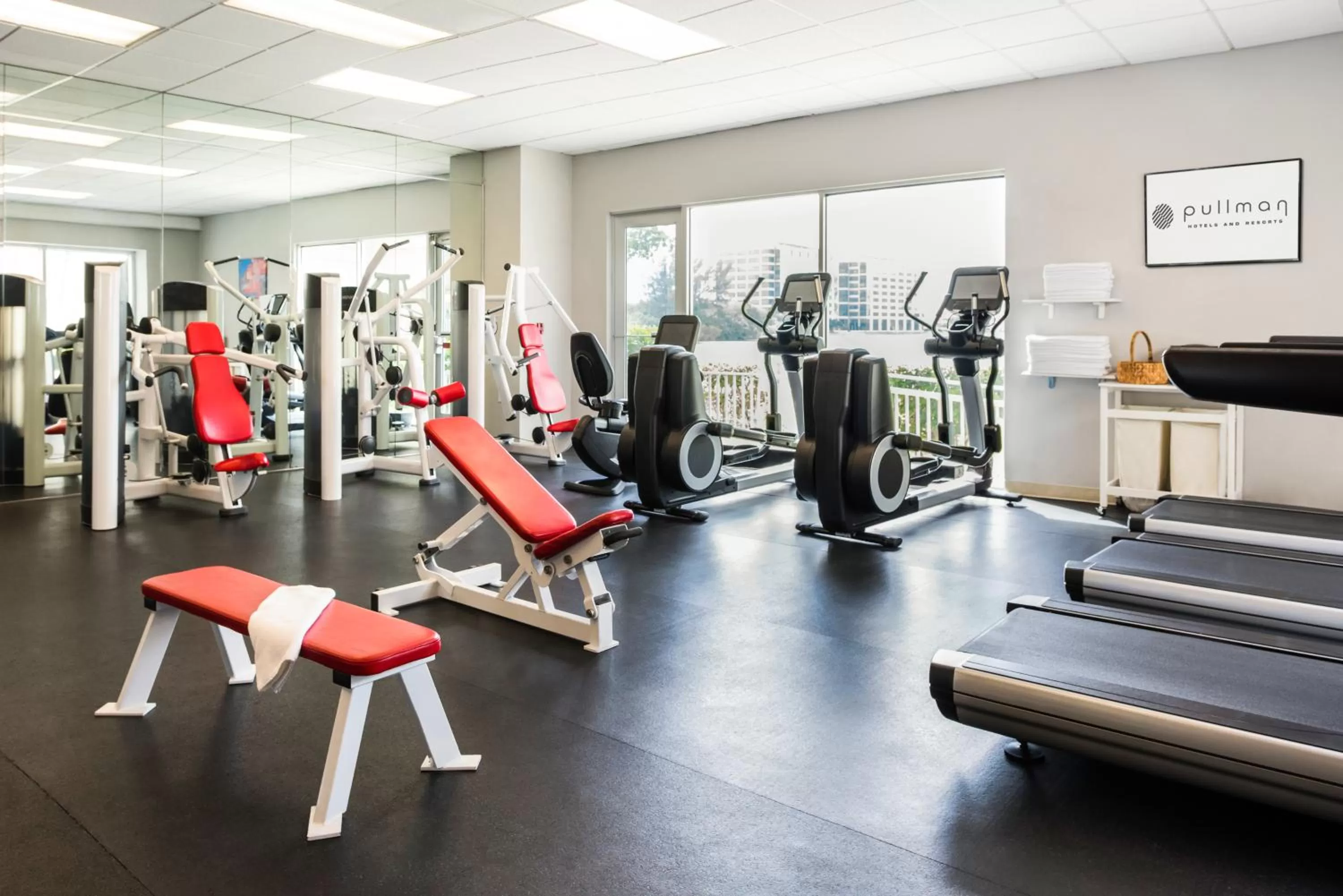 Fitness centre/facilities in Pullman Miami Airport