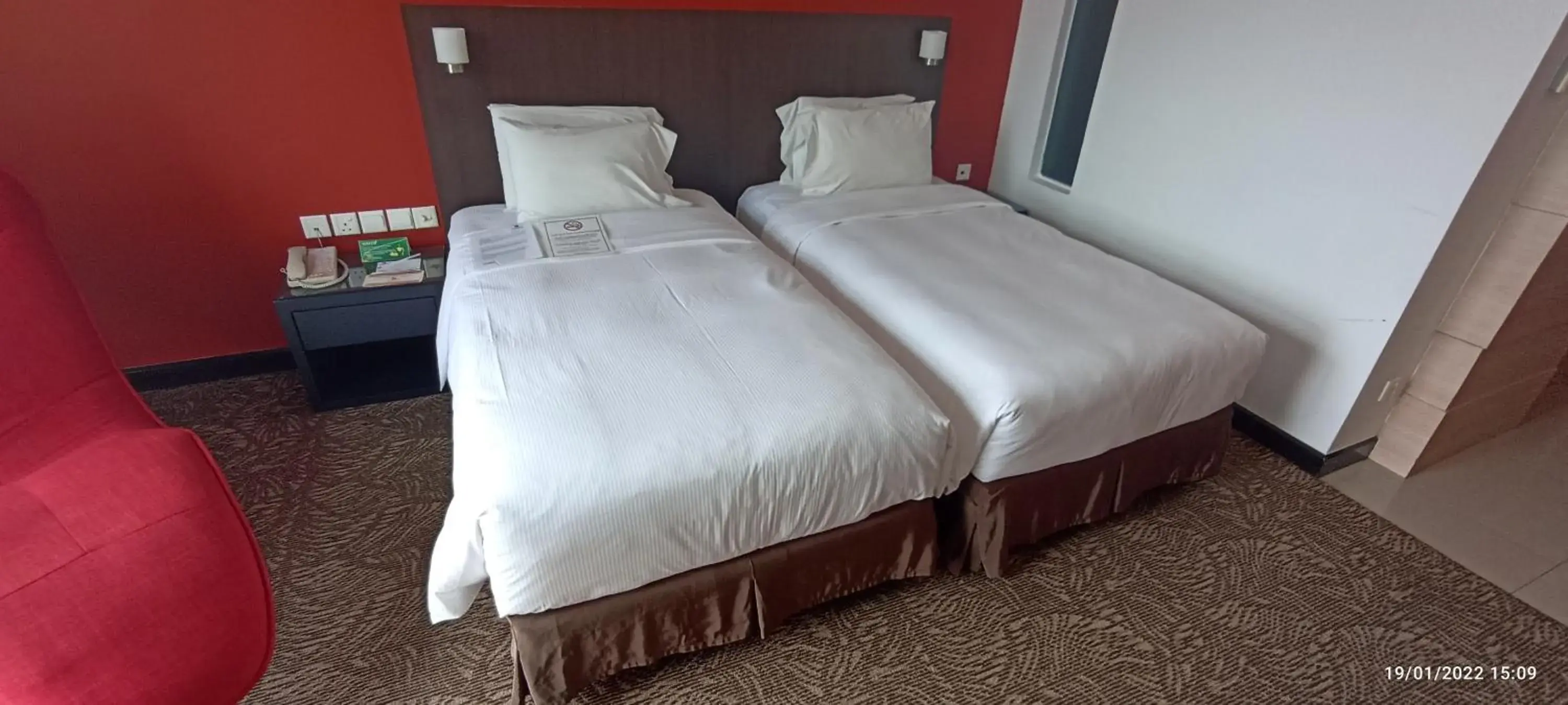 Bed in The Klagan Hotel