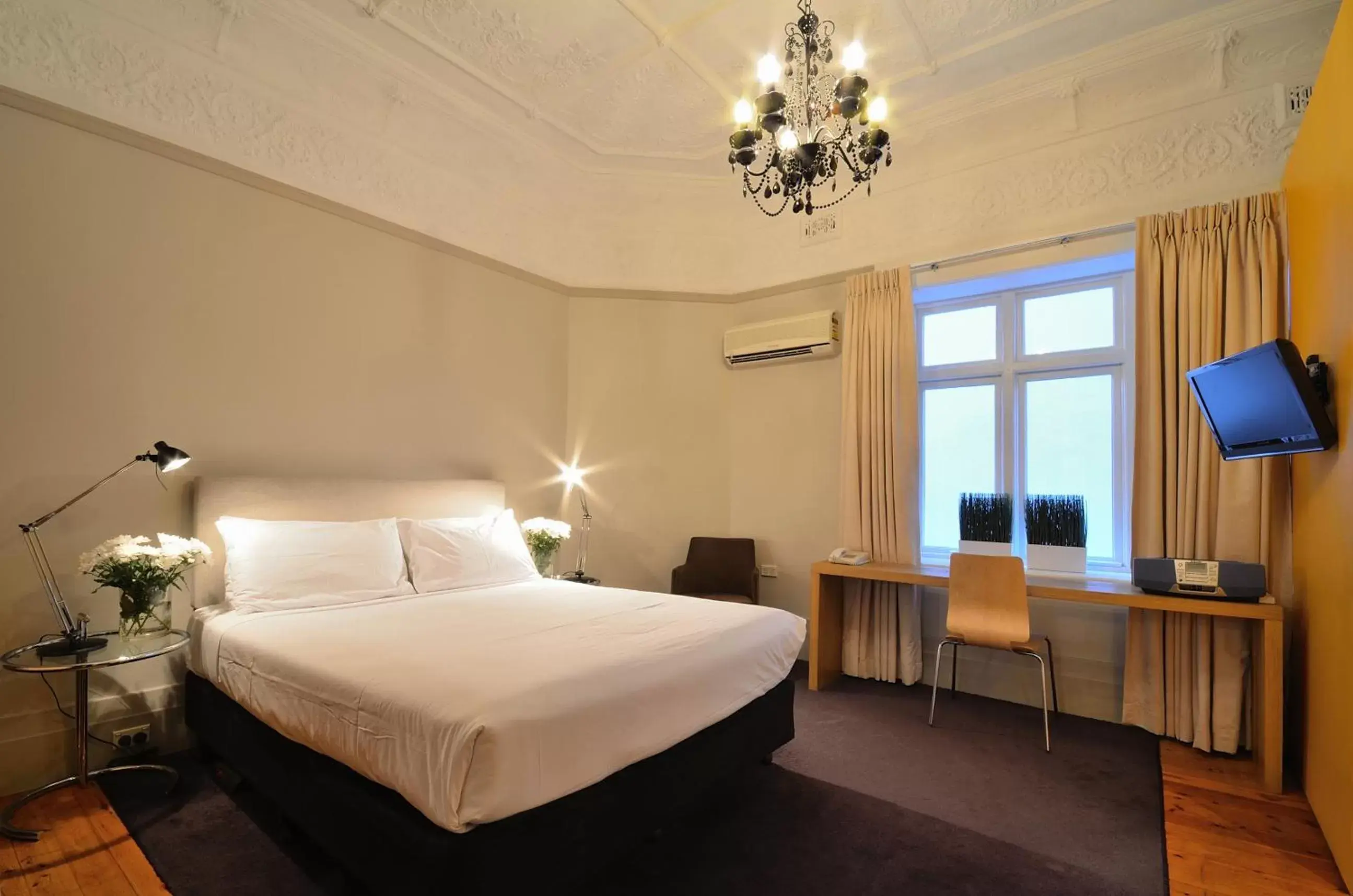 Standard Double Room in Dive Hotel Standard Double Room in Dive Hotel