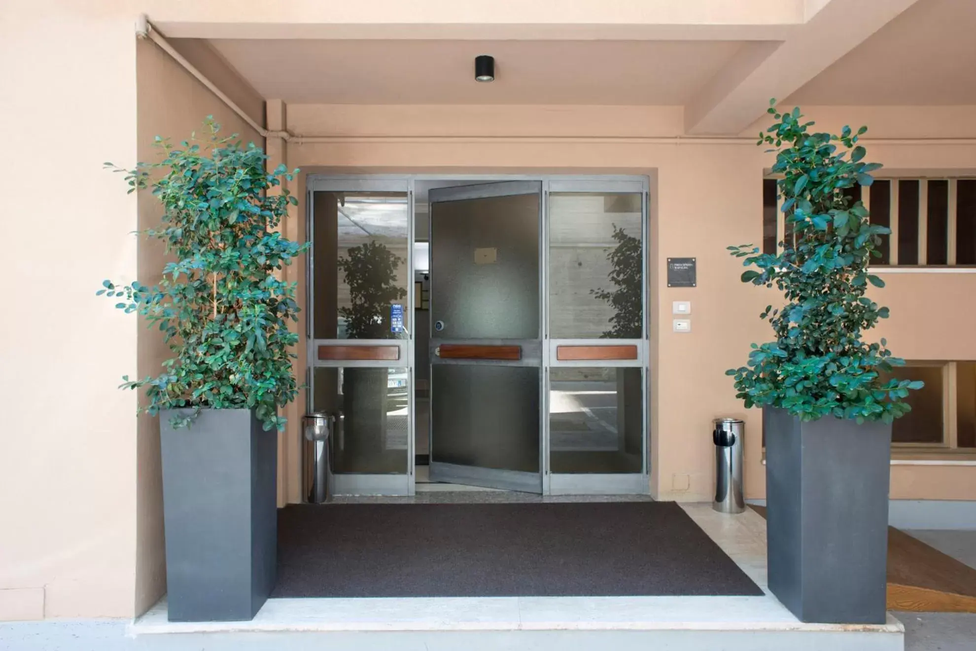 Facade/entrance in Principessa Mafalda