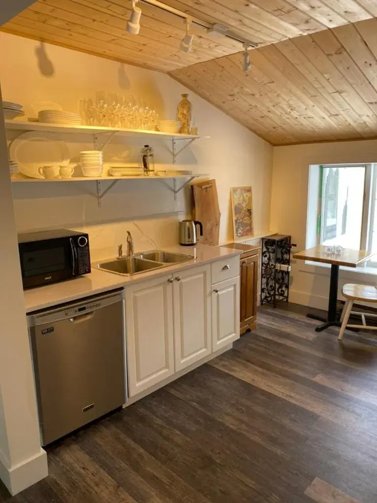 Kitchen/Kitchenette in Walker Lake Resort