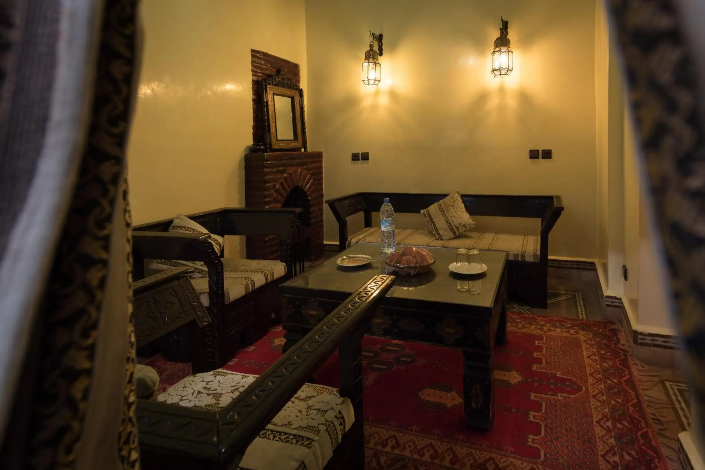 Living room, Restaurant/Places to Eat in Riad Omar