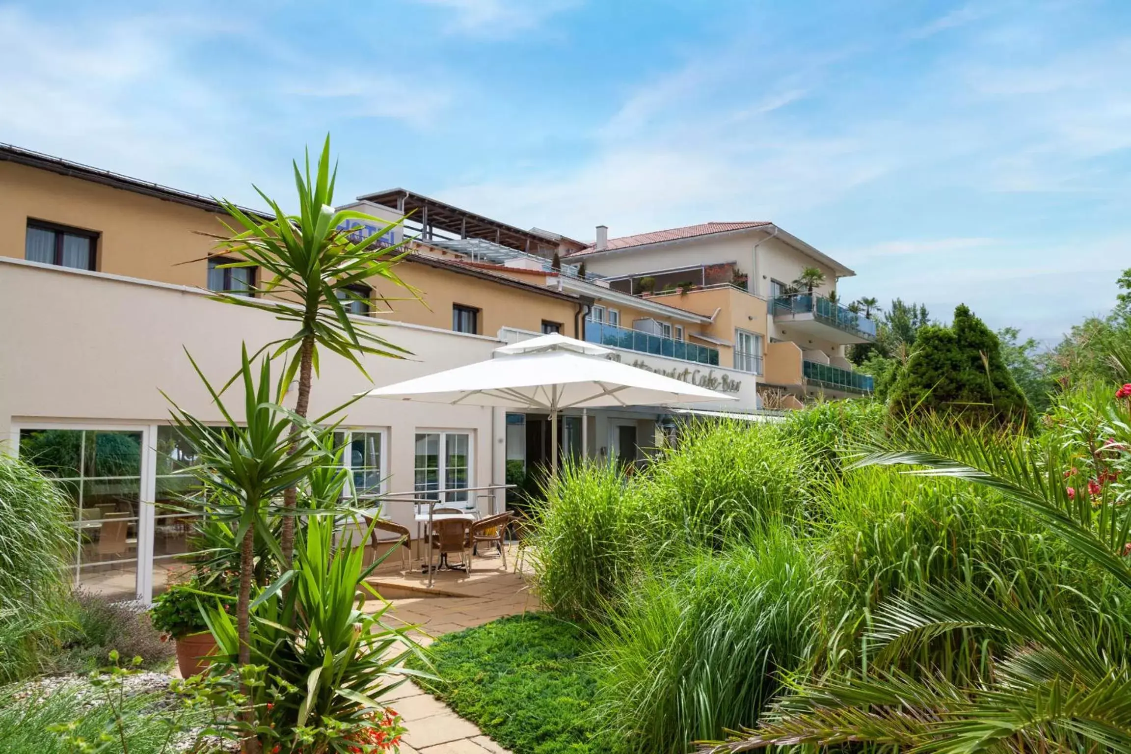 Garden, Property Building in Hotel Plattenwirt