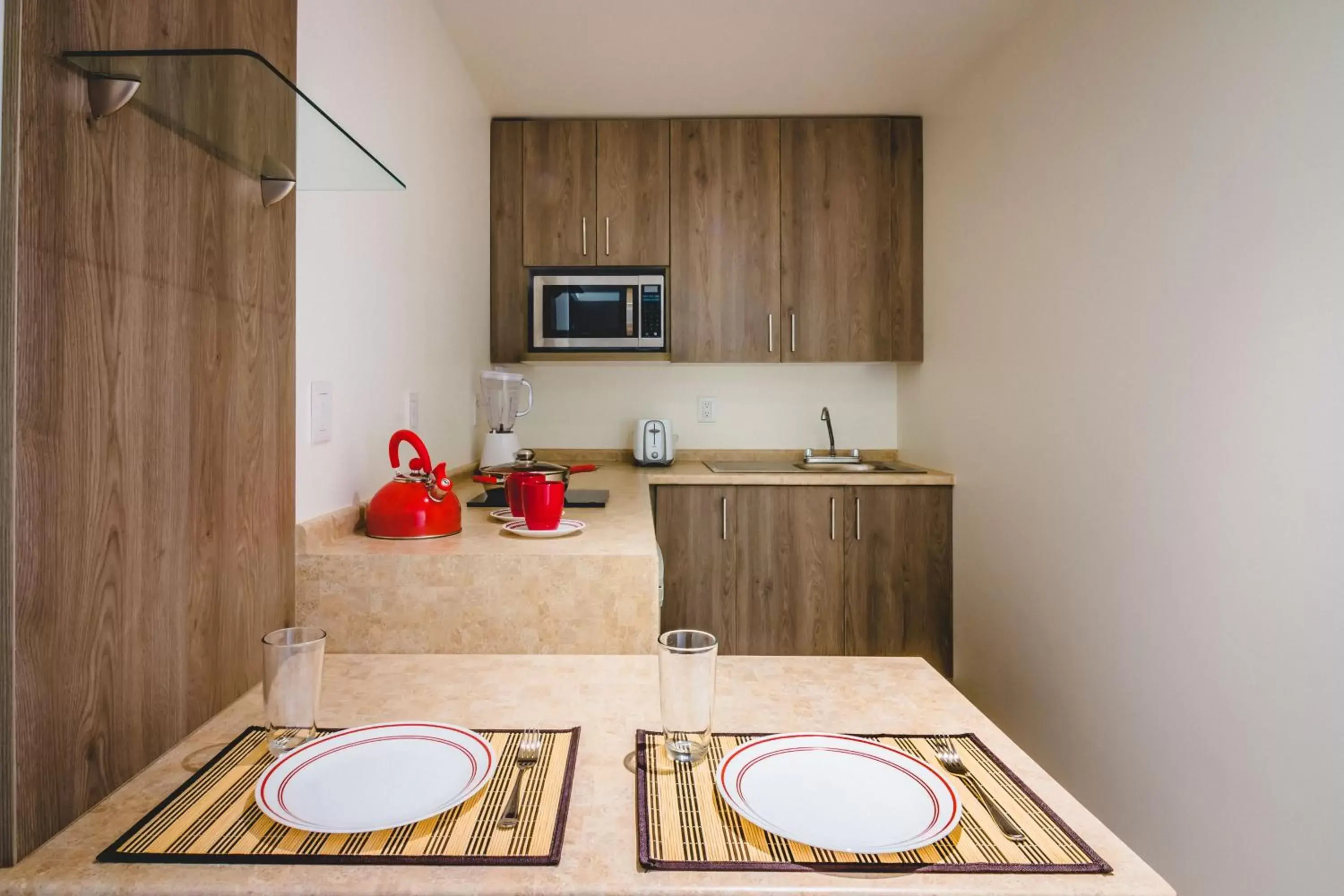 Kitchen/Kitchenette in Millenium Plaza & Suites