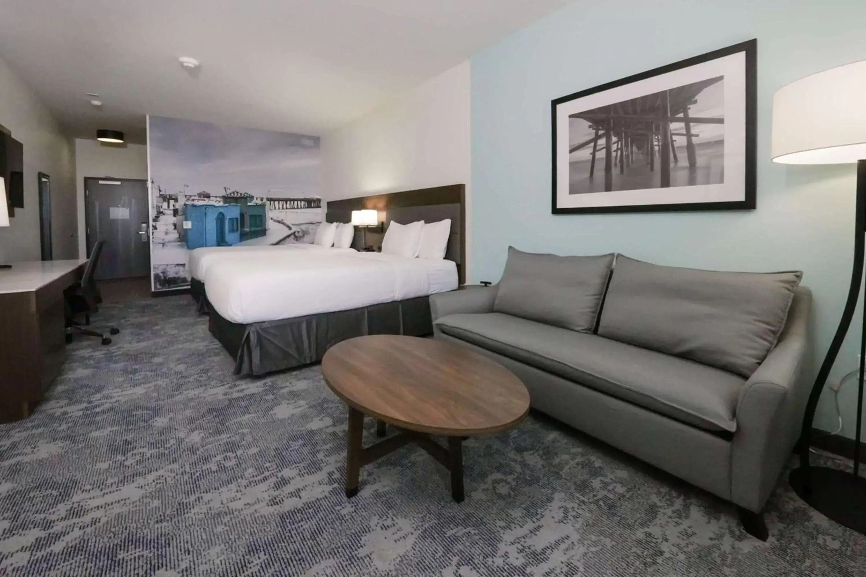 Queen Suite with Two Queen Beds and Bath Tub - Ocean View/Mobility Accessible/Non-Smoking in La Quinta Inn & Suites by Wyndham Santa Cruz