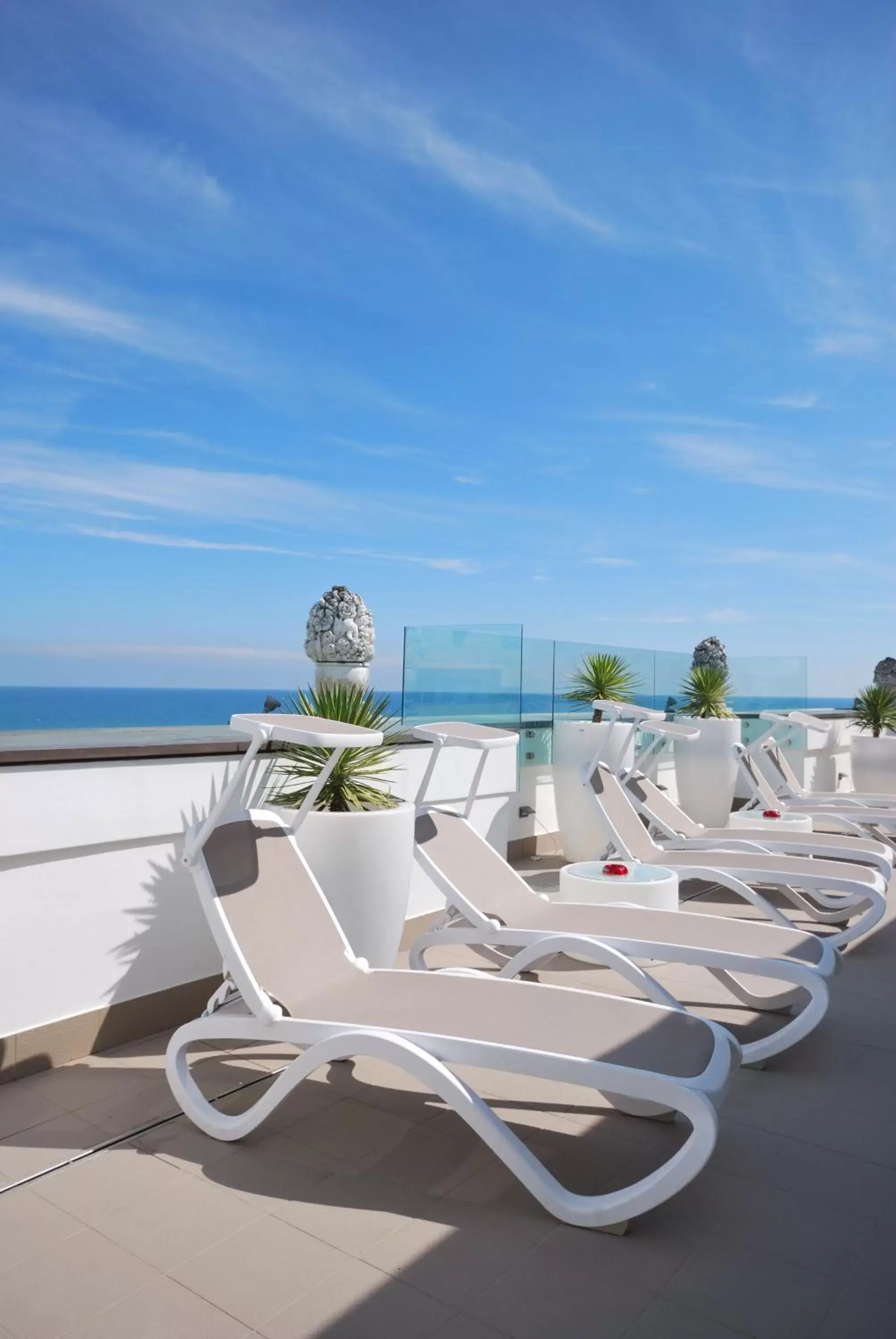 Balcony/Terrace, Swimming Pool in Hotel Imperiale